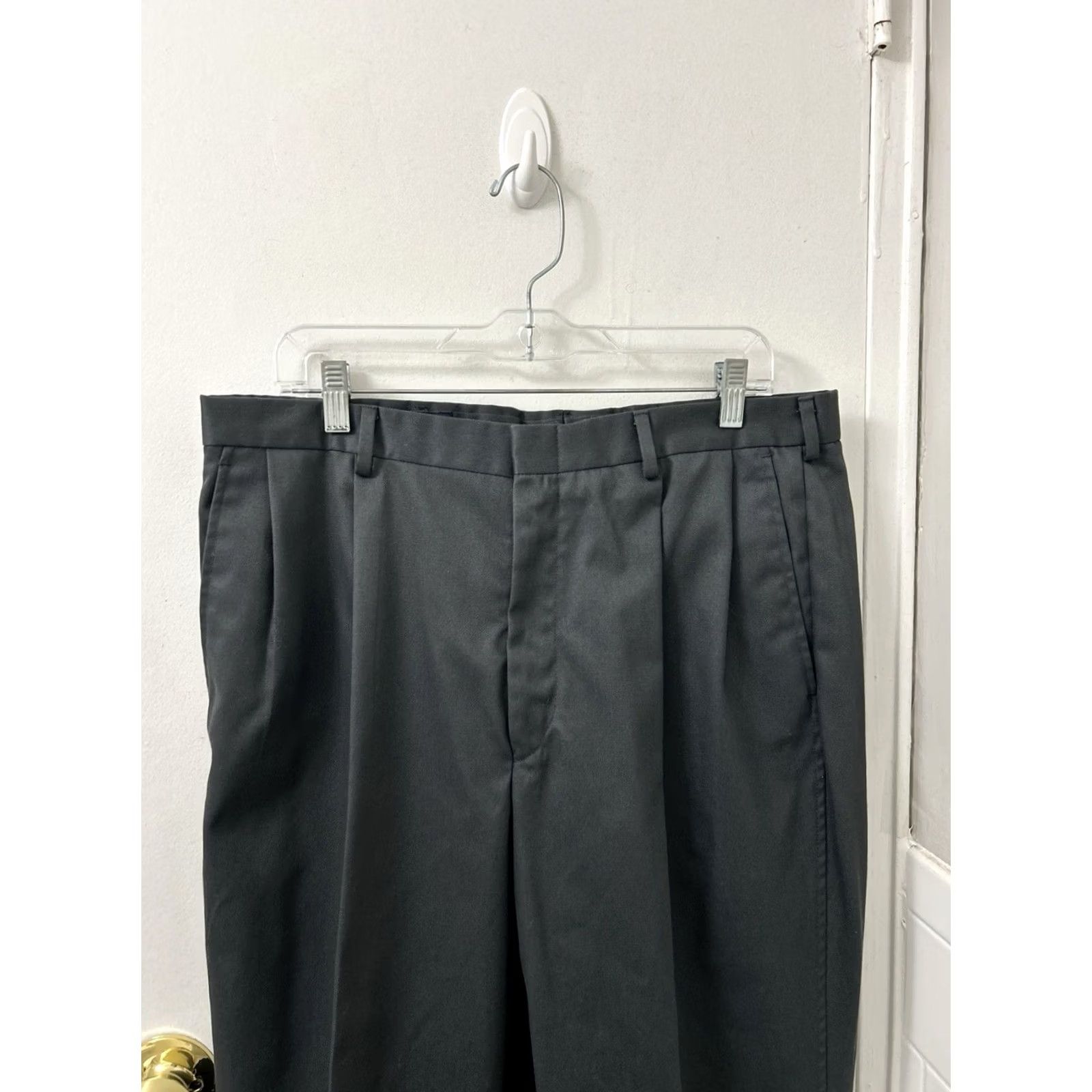 Lands' End Lands' End Pants Mens 35x34 Gray Twill Cotton Blend Pleated Cuffed YKK Zip Fly Dress Pants Size US 35 - 2 Thumbnail