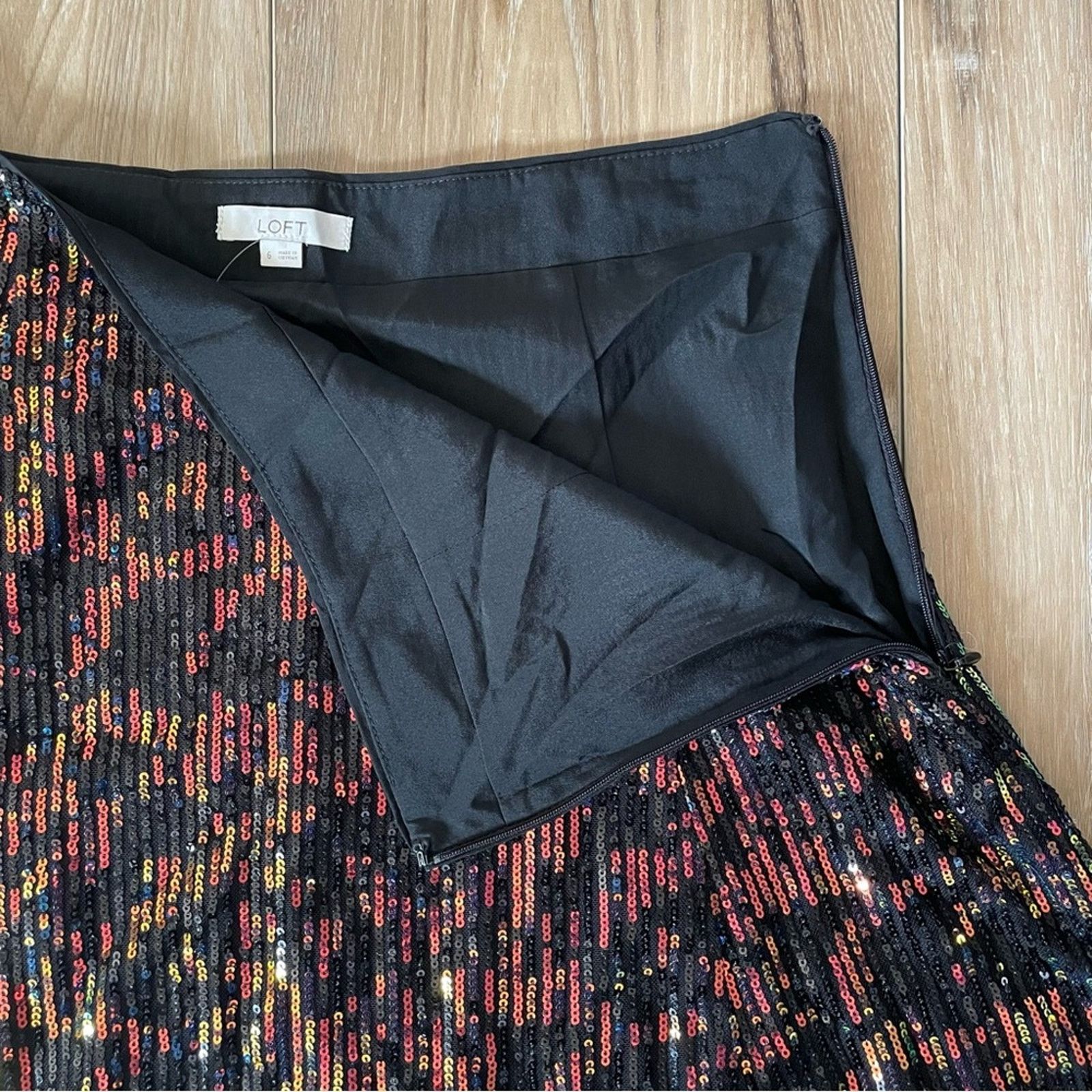 Loft Sequin Seamed Skirt 6 Size 28" / US 6 / IT 42 - 4 Thumbnail