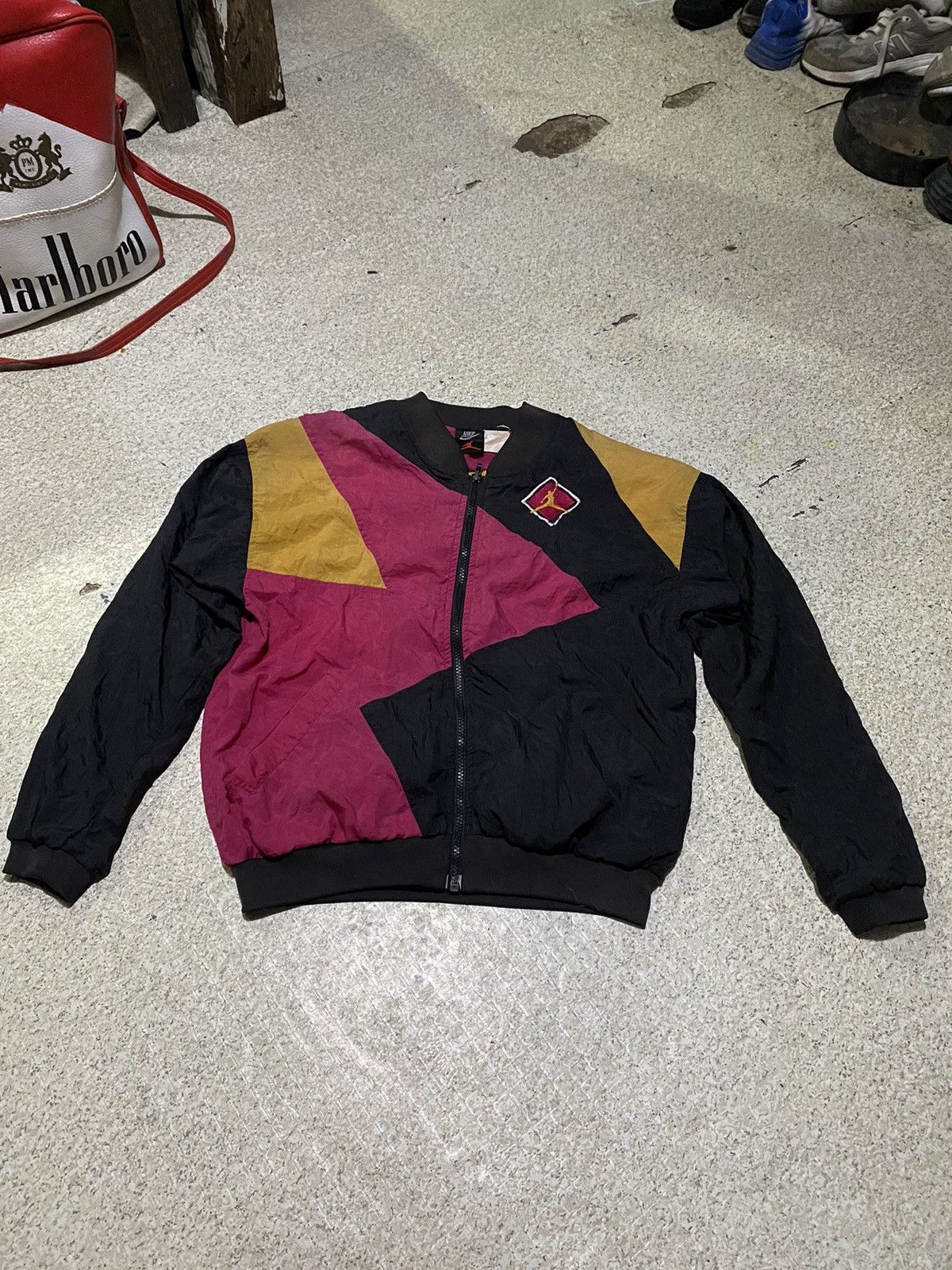 Jordan Brand × Nike × Vintage Vintage Nike Air Jordan 7 windbreaker Size US S / EU 44-46 / 1 - 1 Thumbnail