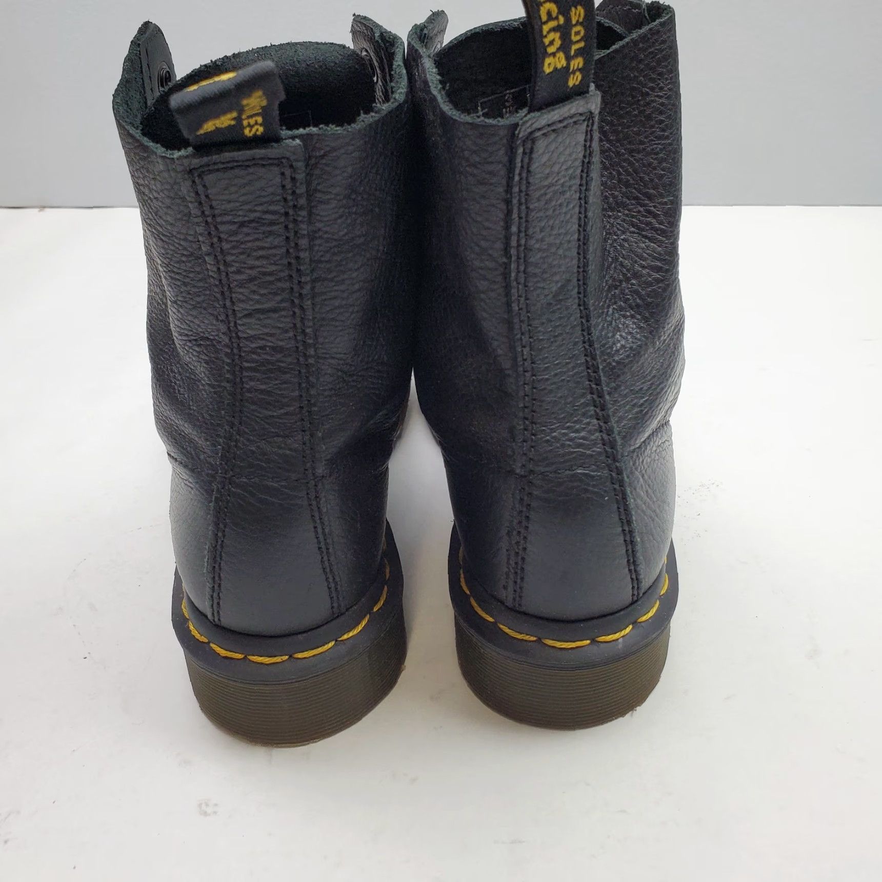 Dr. Martens Doc Martens Combat Boots Womens Size 5 Black Leather 8 Eyelet Laceup Boots Womens Size 5 Black Leather 8 Eyelet Laceup Size US 5 / IT 35 - 3 Thumbnail