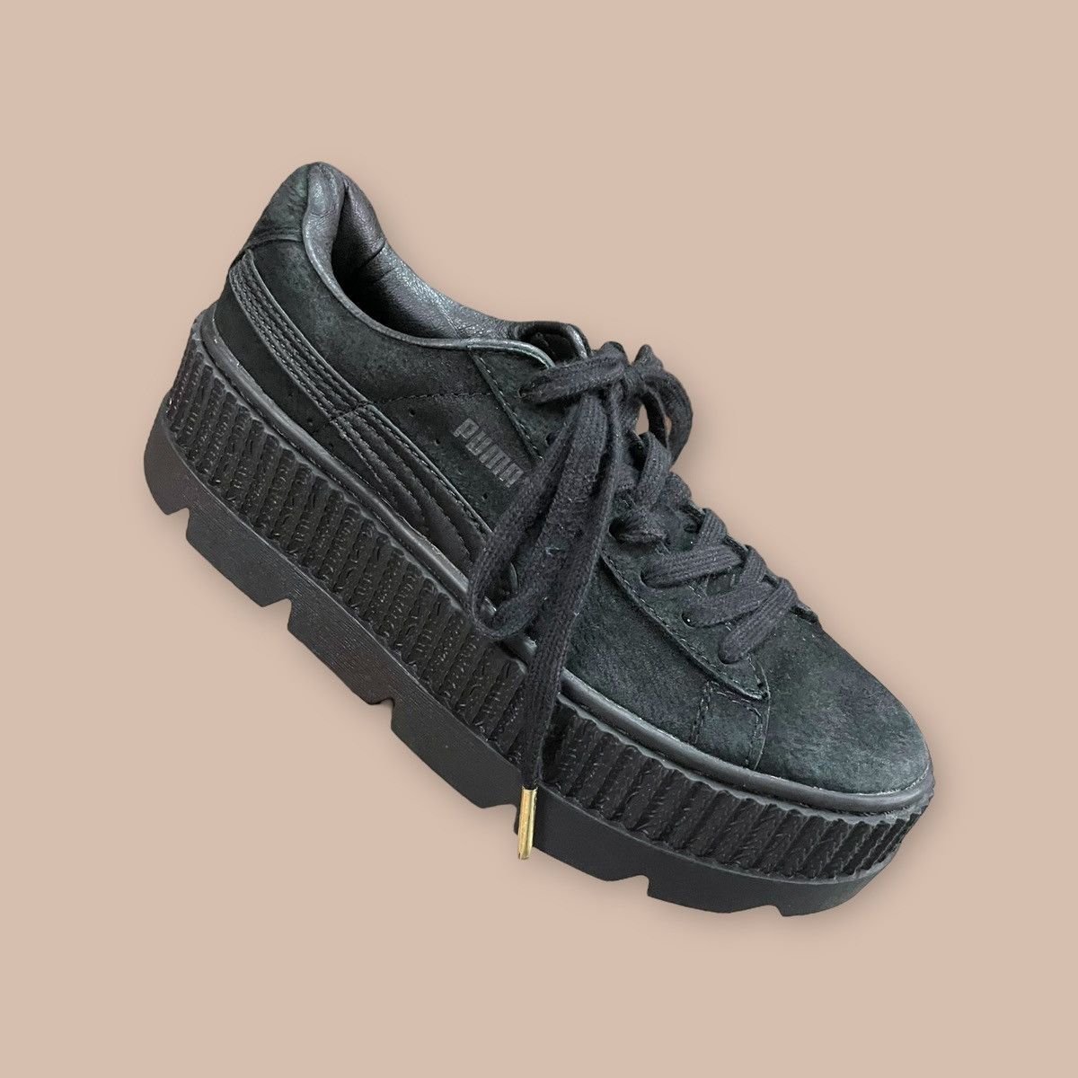 Fenty × Puma PUMA Rihanna x Fenty Cleated Creeper 'Black' Size US 6 / EU 39 - 10 Thumbnail