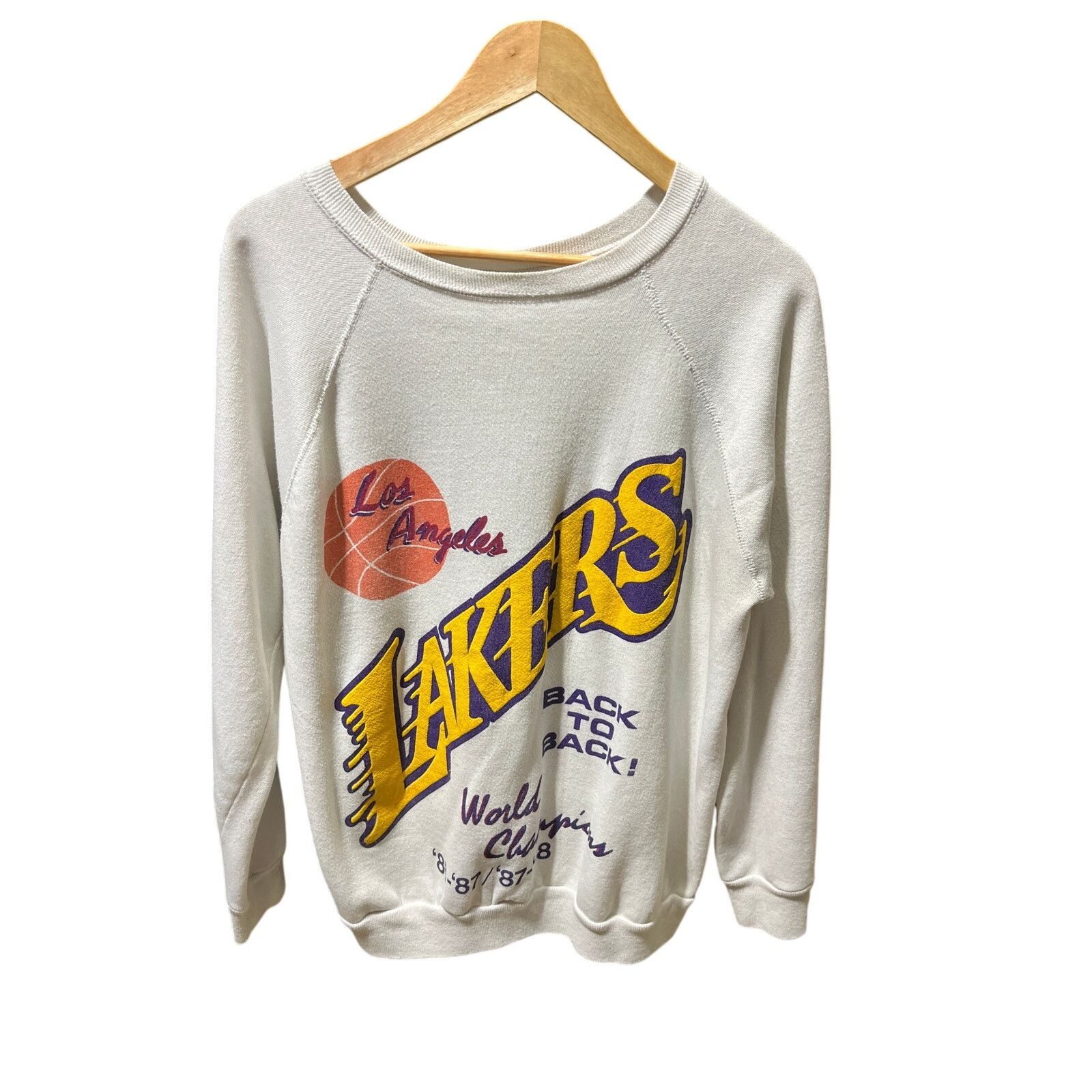 NBA Vintage Lakers Back-to-Back Champs Sweatshirt XL Size US XL / EU 56 / 4 - 1 Thumbnail