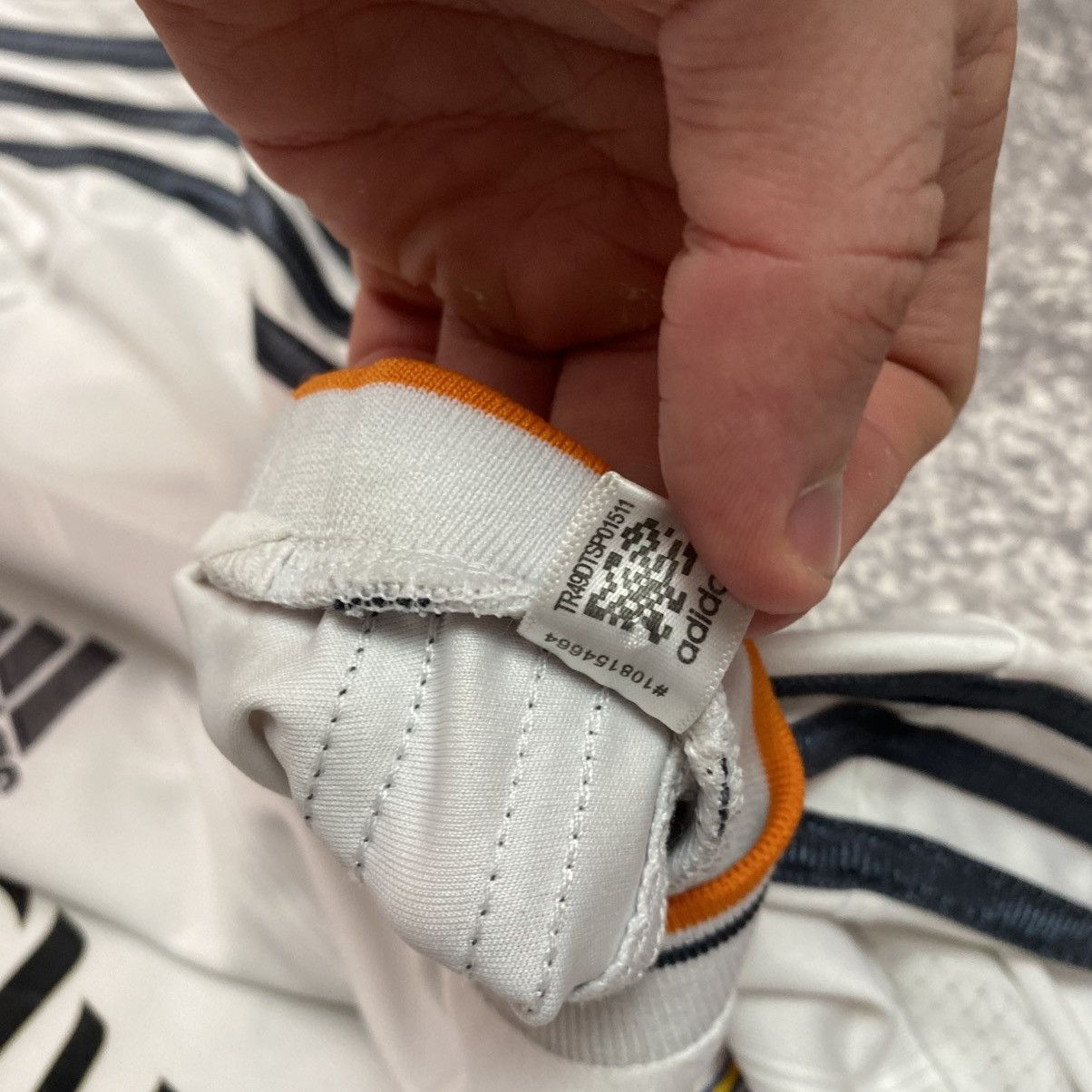 Adidas Vintage Adidas Real Madrid 2013 Home soccer jersey size M Size US M / EU 48-50 / 2 - 9 Thumbnail