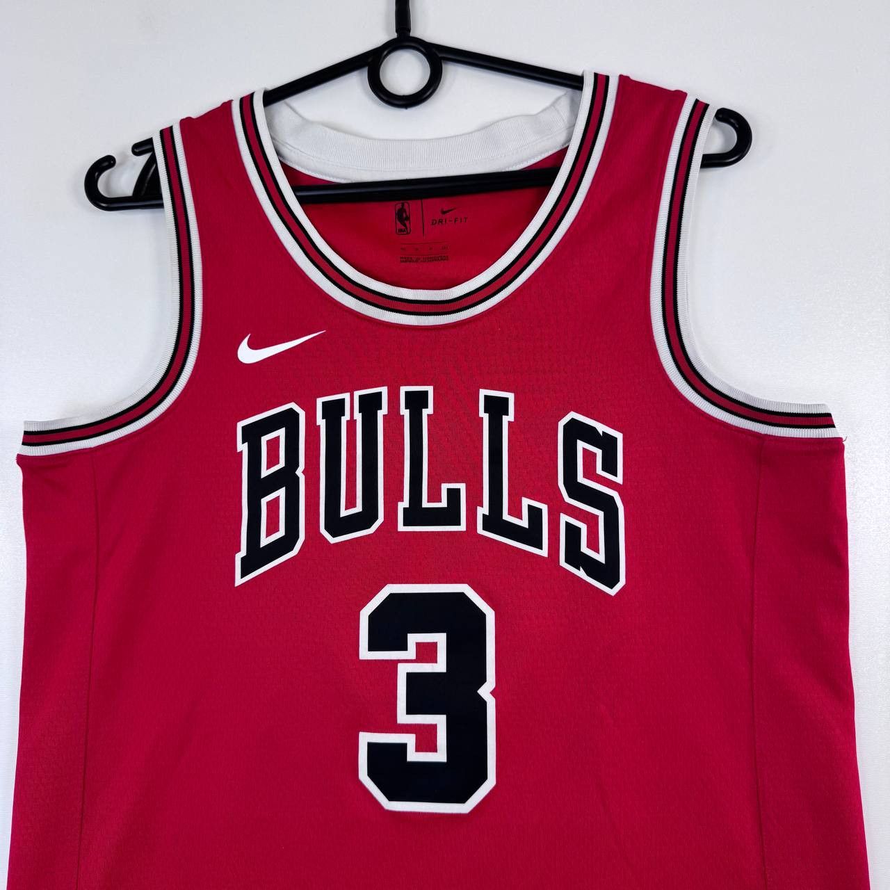 Nike DWYANE WADE CHICAGO JERSEY NBA BASKETBALL NIKE SIZE S Size US S / EU 44-46 / 1 - 2 Thumbnail