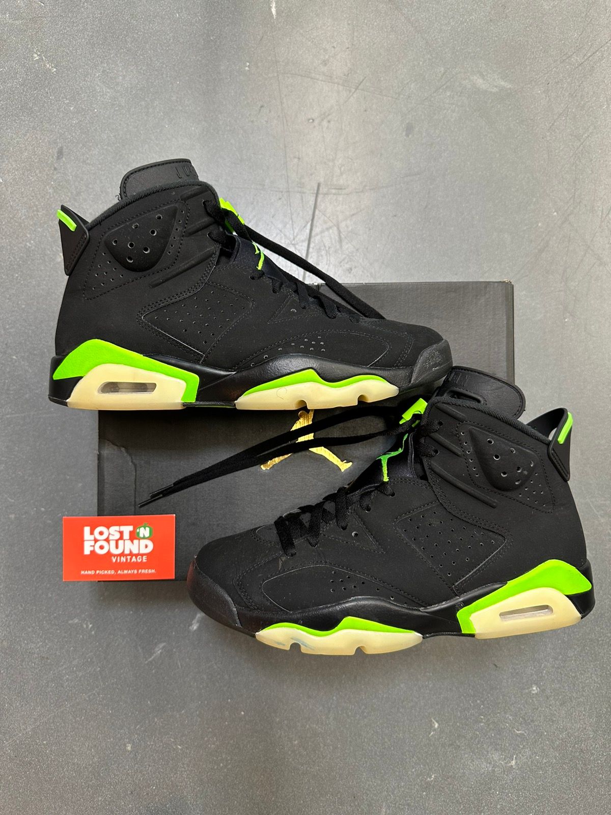 Pre-owned Jordan Brand 2020 Jordan 6 Retro Electric Green Size 9.5 Shoes In Black