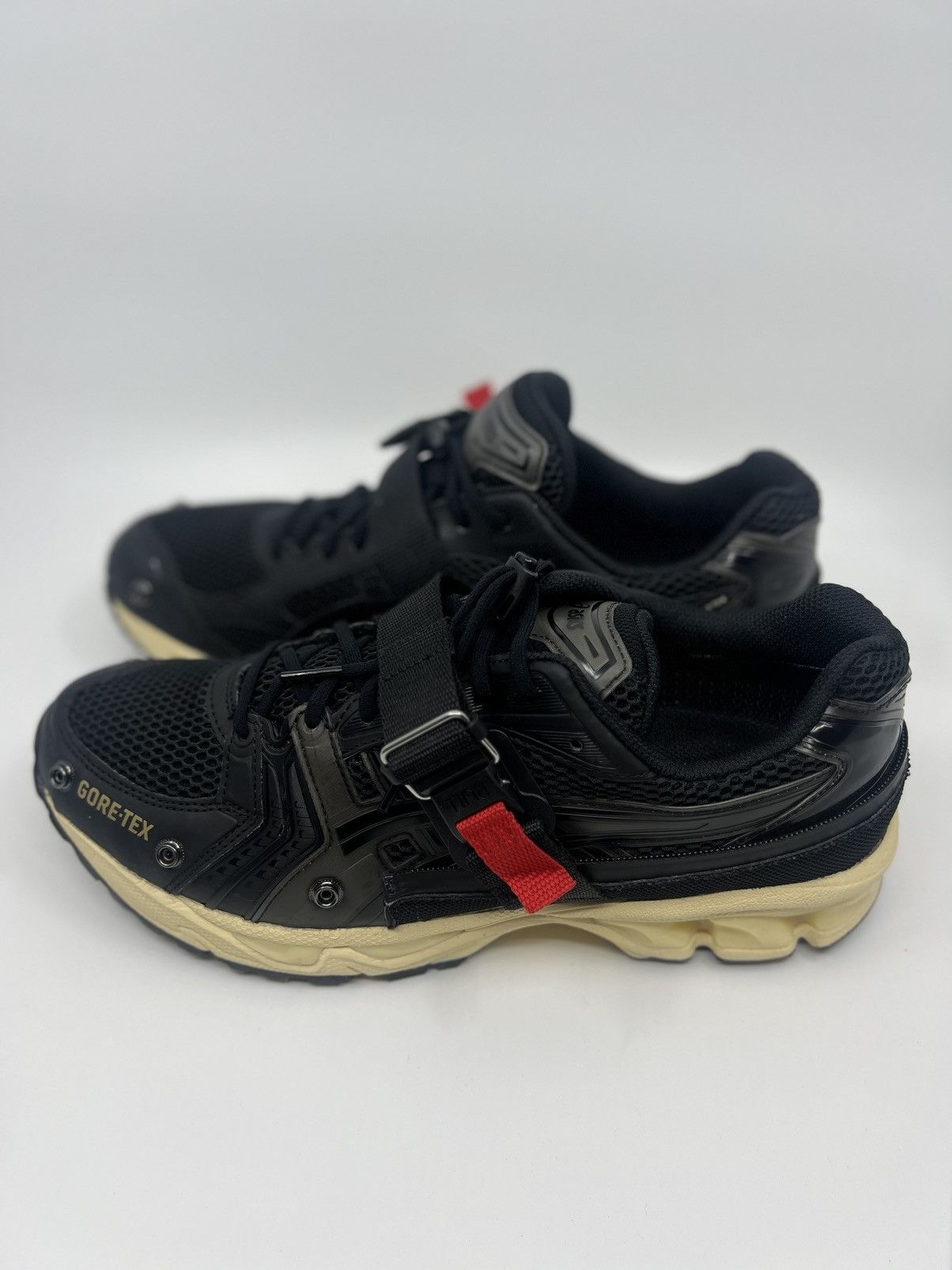 Asics Gel Kayano 14 GTX Size US 9.5 / EU 42-43 - 3 Thumbnail