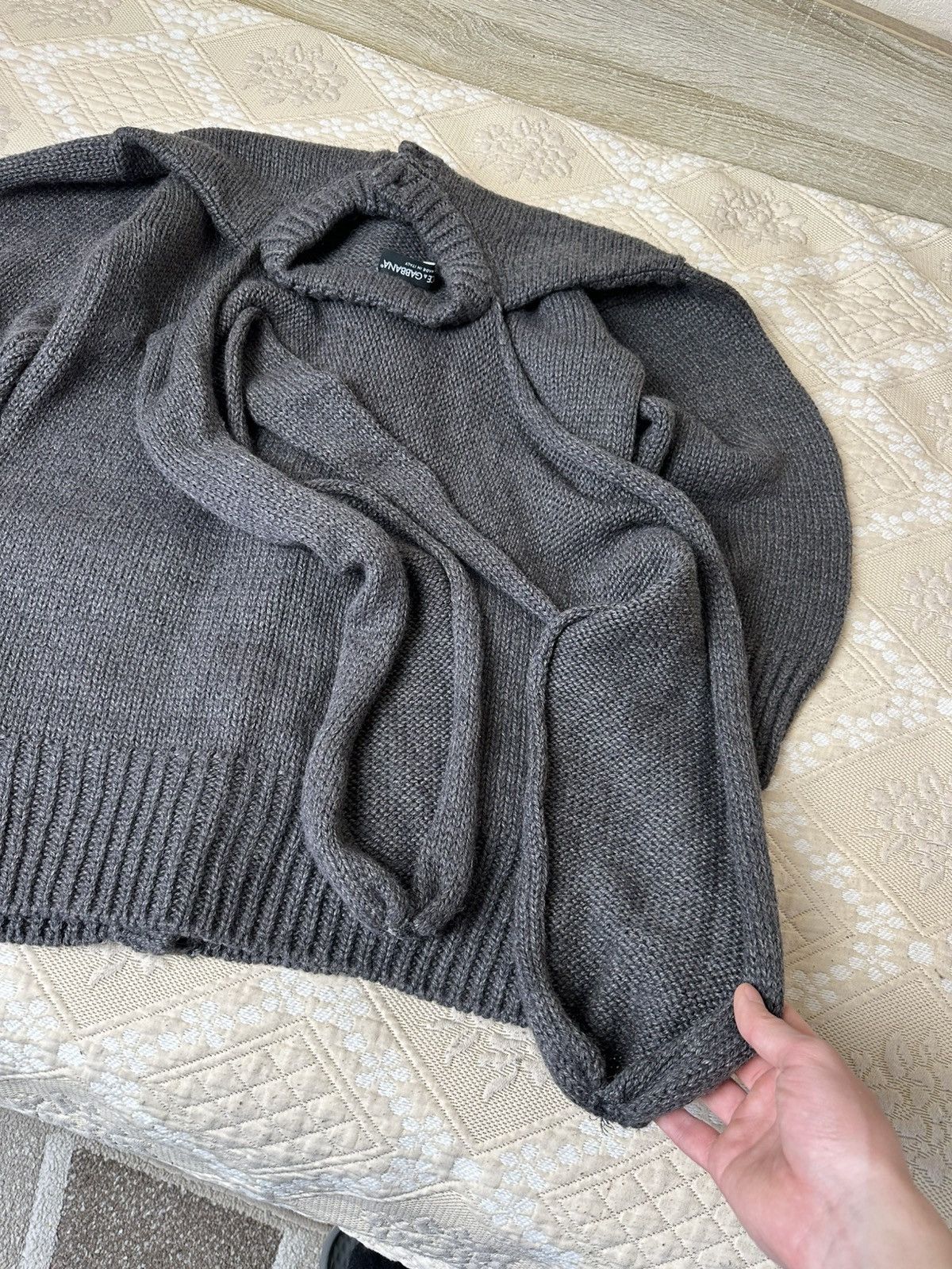 Dolce & Gabbana 🔥 Dolce & Gabbana Alpaca Cardigan with Fox Fur Scarf Sweater Size L / US 10 / IT 46 - 7 Thumbnail
