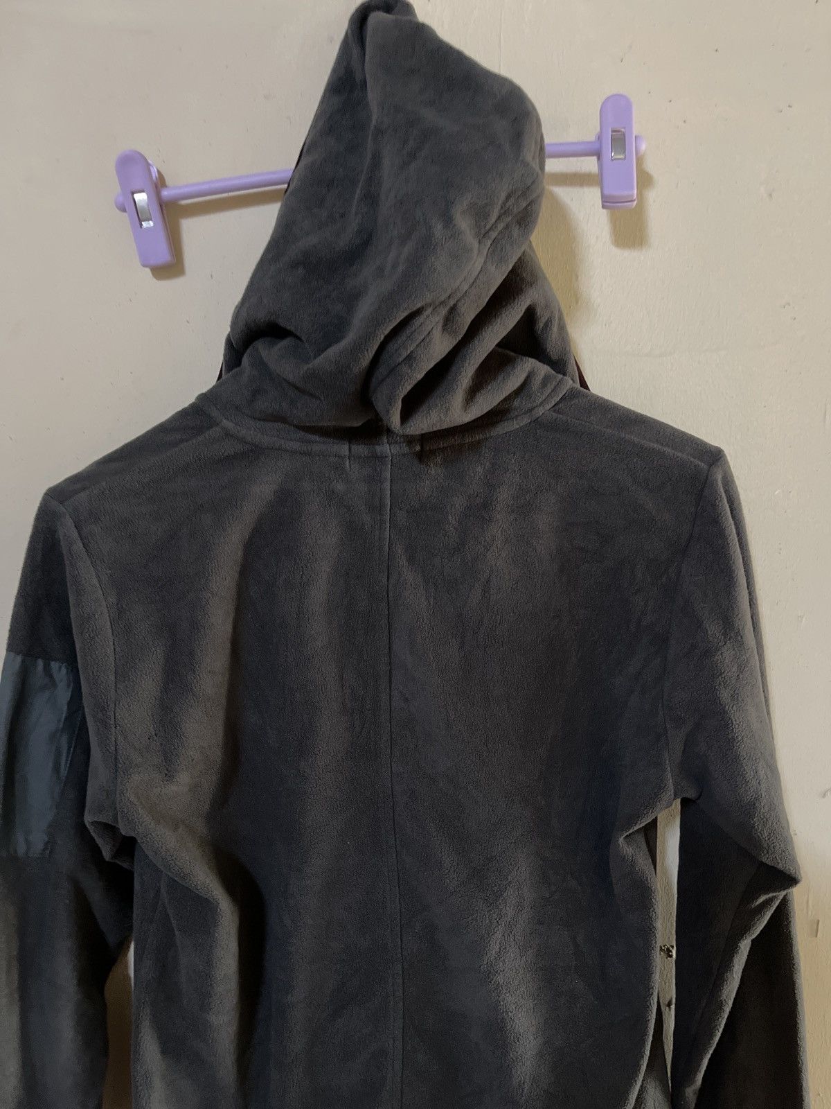 Undercover × Uniqlo Uniqlo x undercover Size S / US 4 / IT 40 - 4 Thumbnail