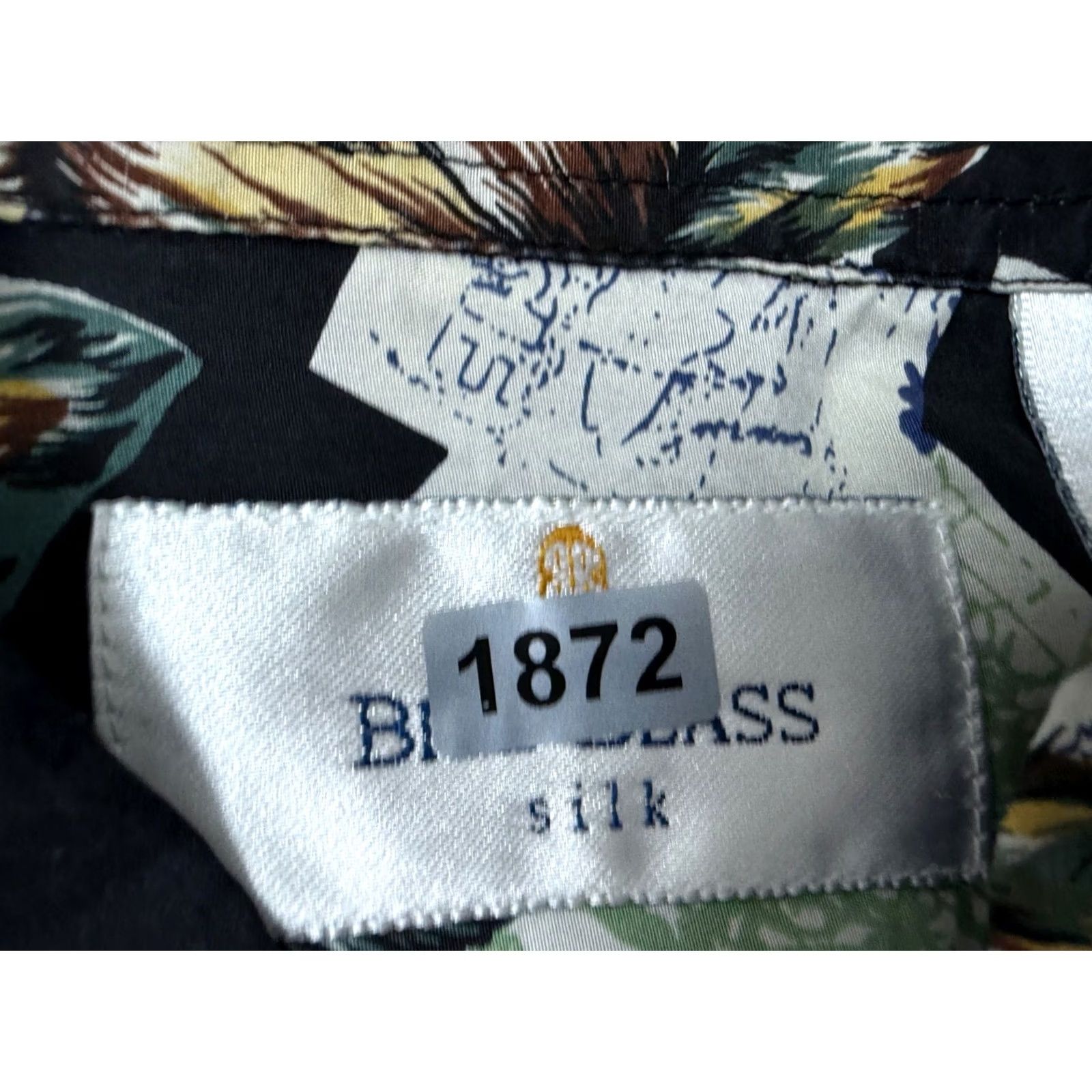 Bill Blass VINTAGE Bill Blass Shirt Men Large Floral Hawaiian Lightweight Silk Black 90s Travel Size US L / EU 52-54 / 3 - 2 Thumbnail