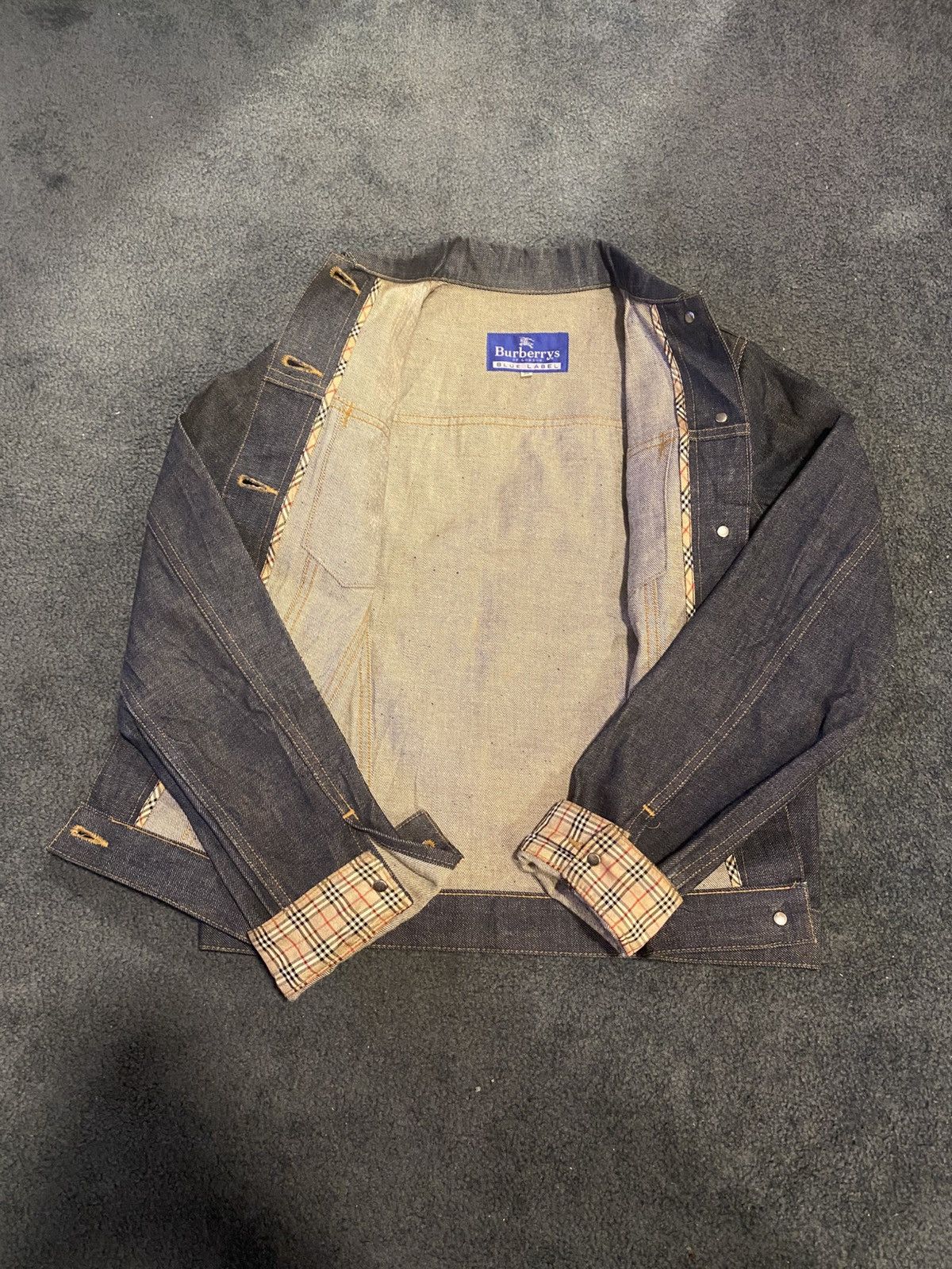 Burberry × Designer × Japanese Brand VINTAGE BURBERRY BLUE LABEL RAW DENIM JACKET Size XS / US 0-2 / IT 36-38 - 7 Thumbnail