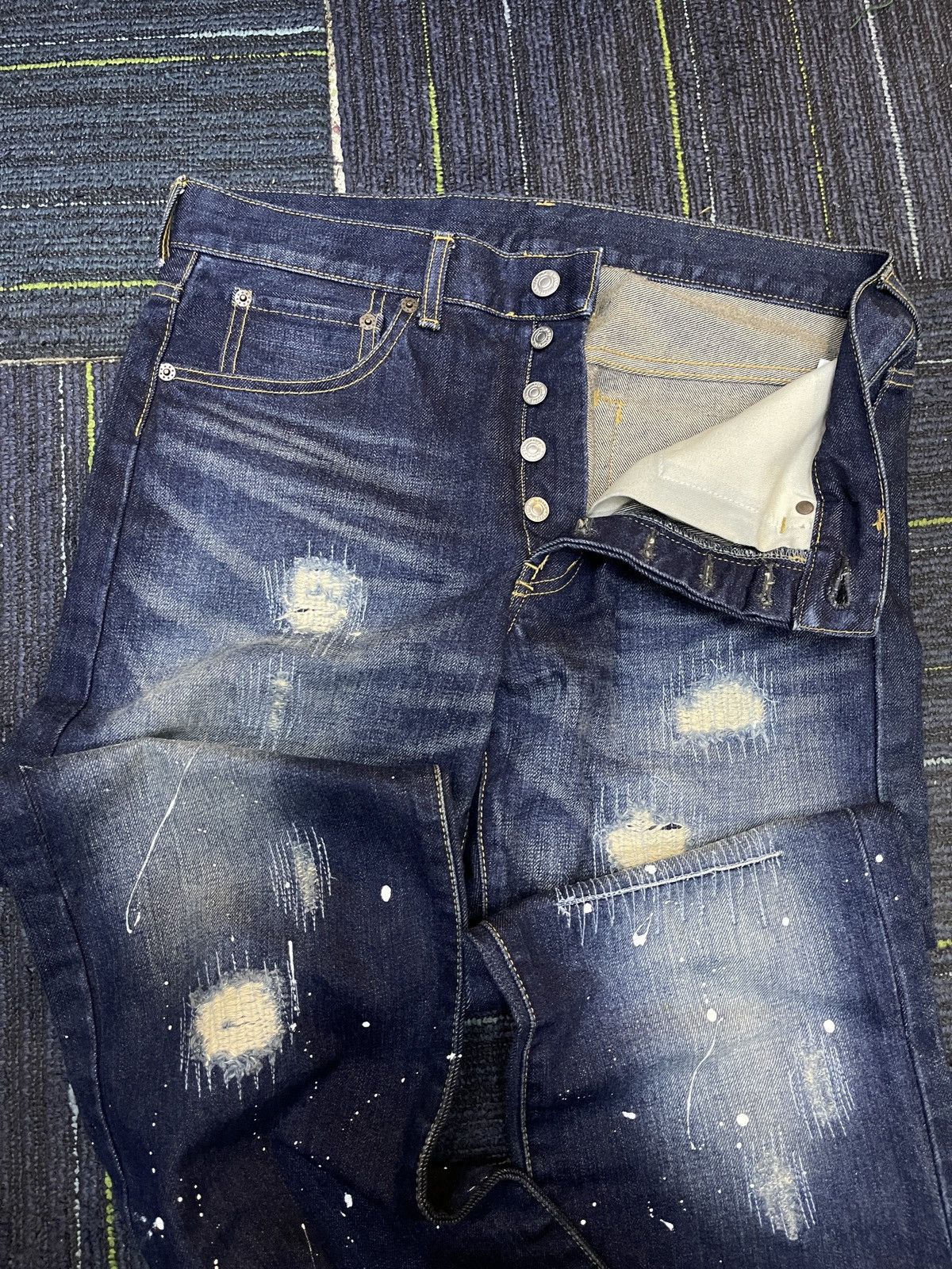If Six Was Nine × Le Grande Bleu (L.G.B.) DISTRESSED DENIM BY TAKEO KIKUCHI DESIGNER JEANS Size US 33 - 7 Thumbnail