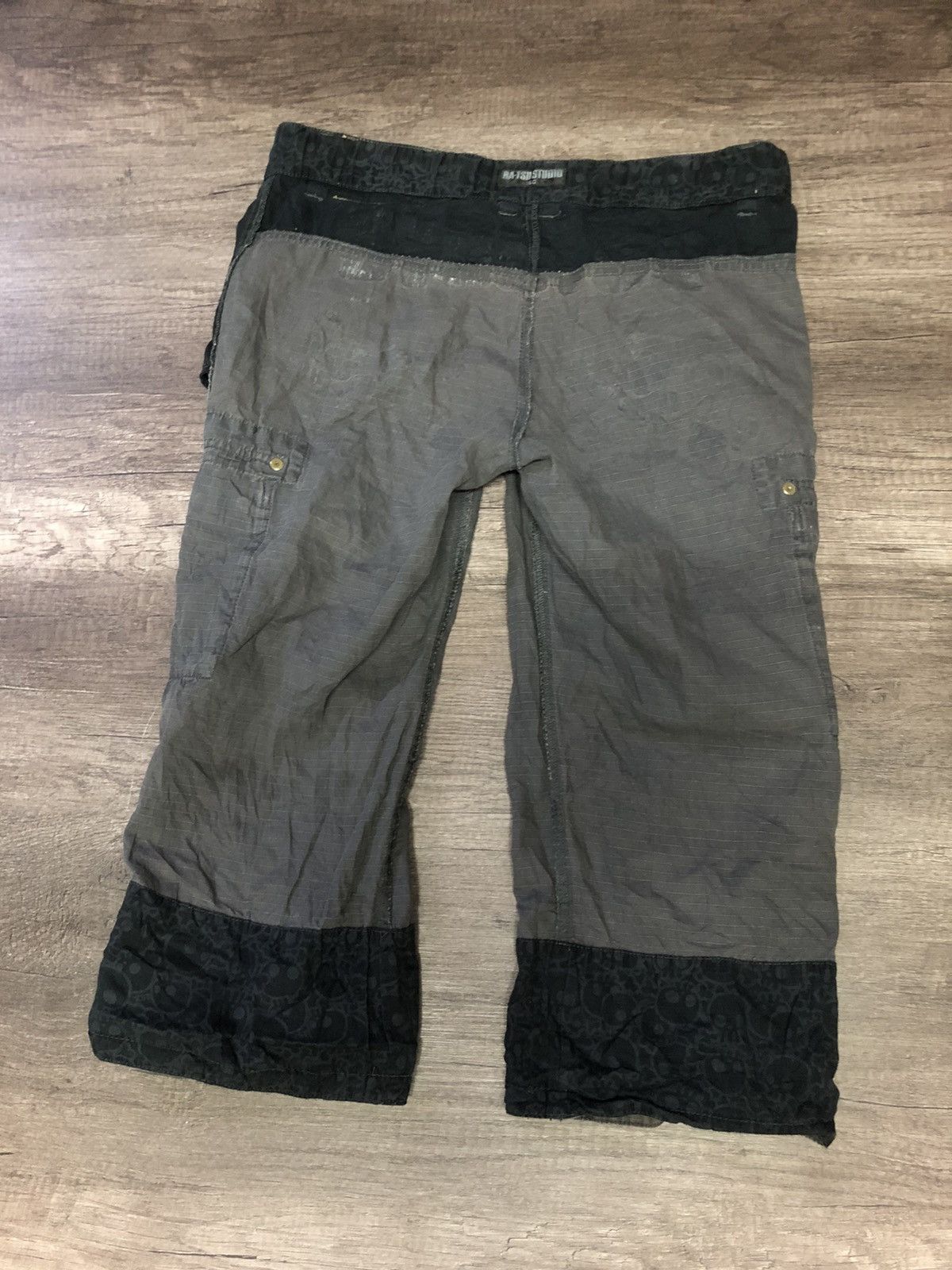 Designer × Japanese Brand BA-TSU STUDIO SKULL DESIGN CAMO SHORT PANTS Size US 30 / EU 46 - 20 Thumbnail