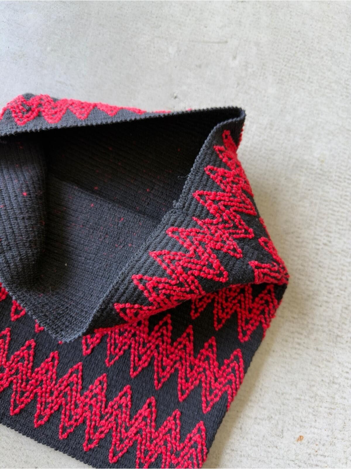 REVOLVE Crochet Zigzag Top or Skirt / Red Black Size S / US 4 / IT 40 - 4 Thumbnail