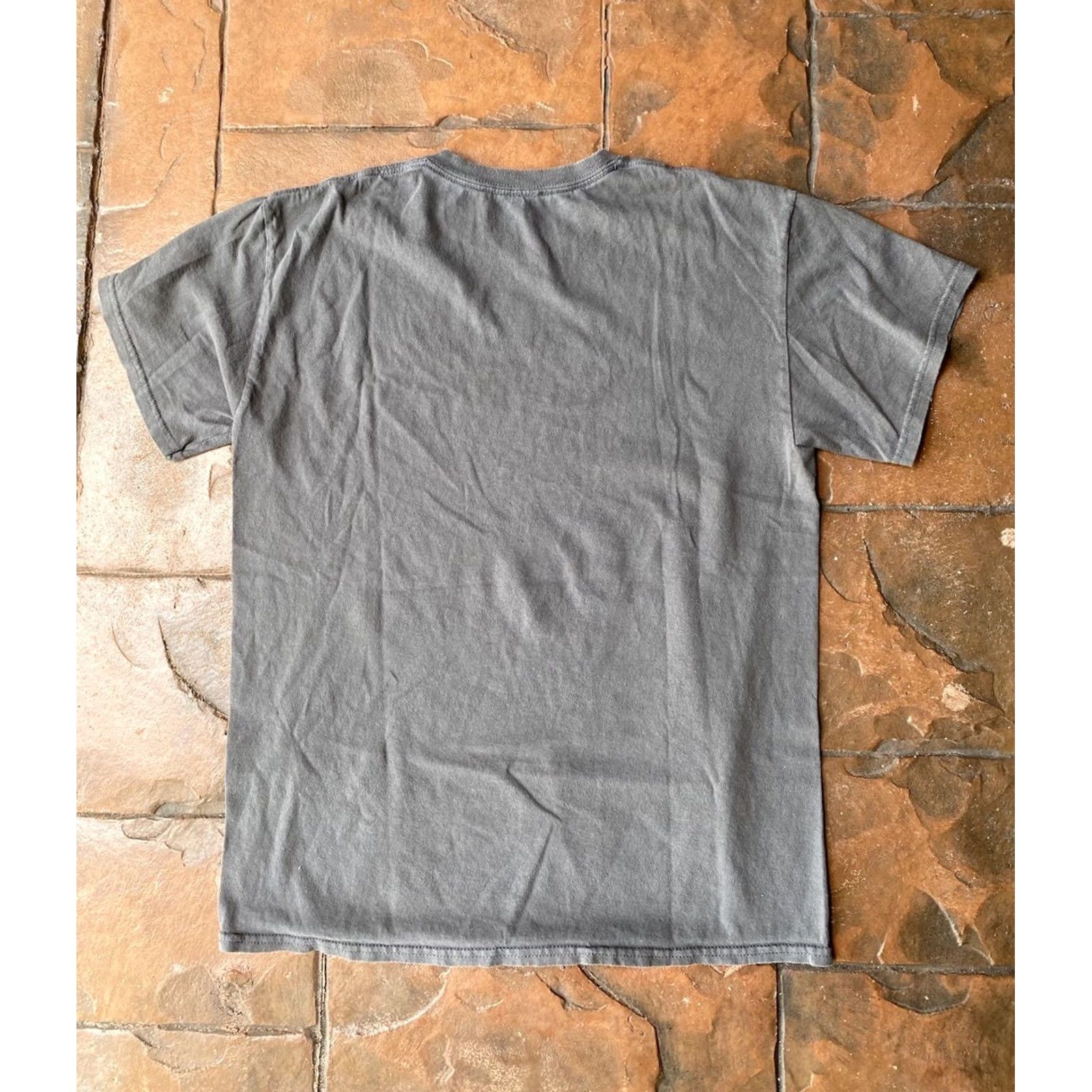 Liquid Blue VINTAGE Liquid Blue Jimi Hendrix Big Face T-Shirt M Mens Brown Cotton Graphic Print Short Sleeve Crew Neck 2000s Band Hippie Rainbow Size US M / EU 48-50 / 2 - 3 Thumbnail