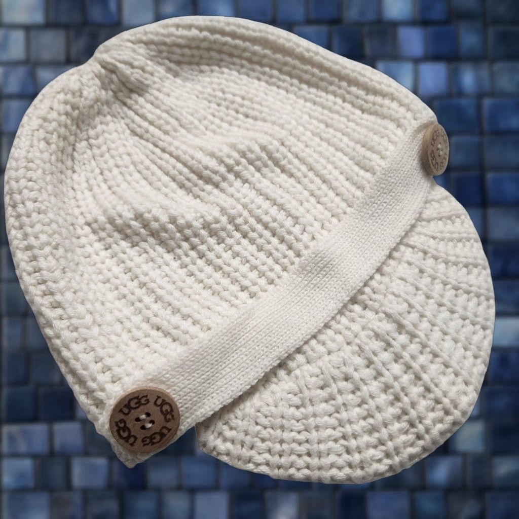 Ugg VINTAGE Y2K UGG Knitted Ivory Peak Cap Hat Women One Size Ivory Cotton Knit Button Size ONE SIZE - 1 Thumbnail