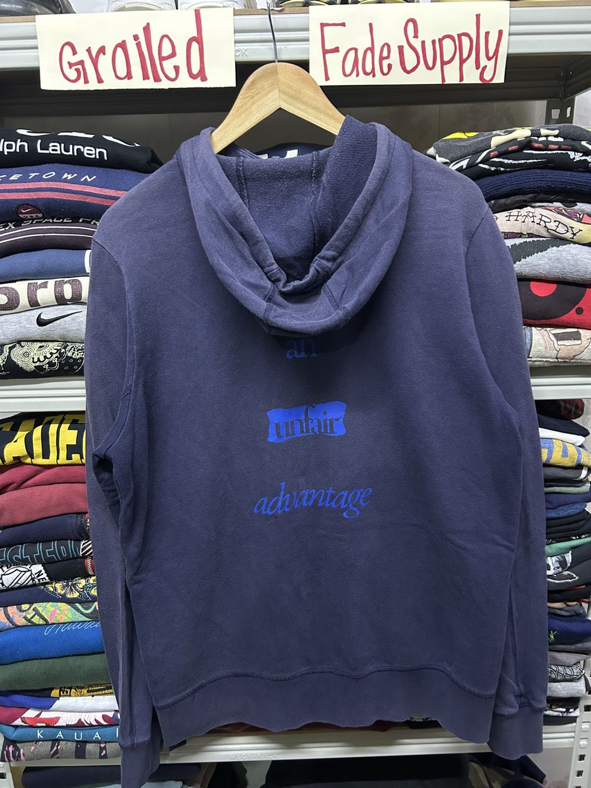 Oakley vintage oakley navy blue sunfaded hoodie Size US L / EU 52-54 / 3 - 4 Thumbnail