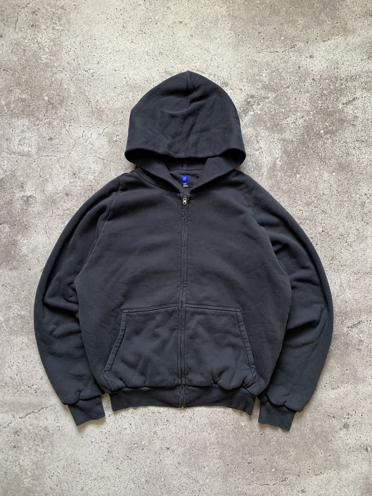 New on sale Black Yeezy x Gap sweatshirt. S