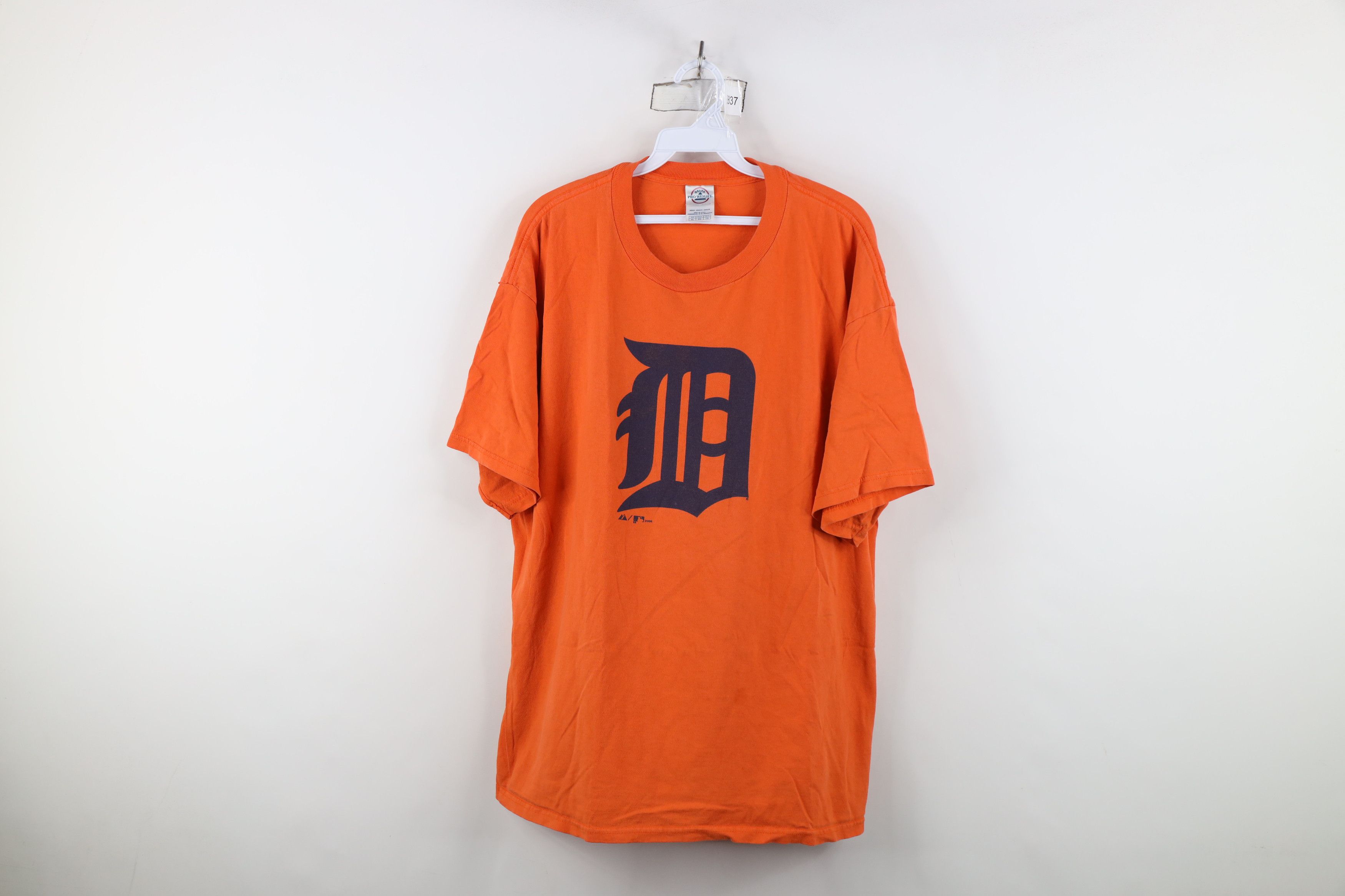 Vintage Vintage Y2K English D Detroit Tigers Baseball T-Shirt Orange Size US XL / EU 56 / 4 - 1 Thumbnail
