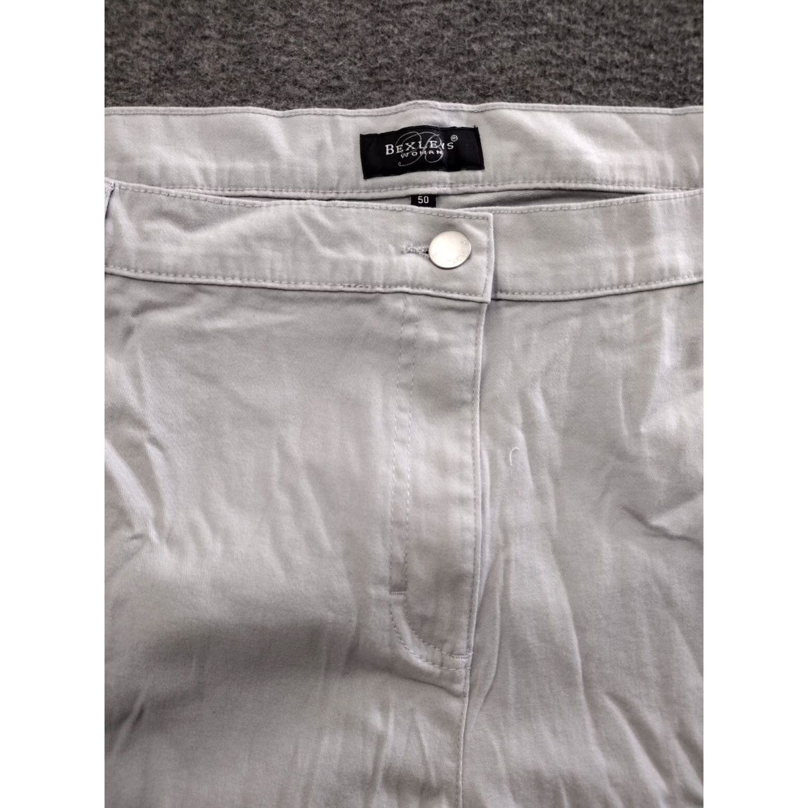 Vintage Bexley's Woman Cotton Relaxed Chino Long Shorts Classic White Size 50 Size 36" / US 14 / IT 50 - 3 Thumbnail