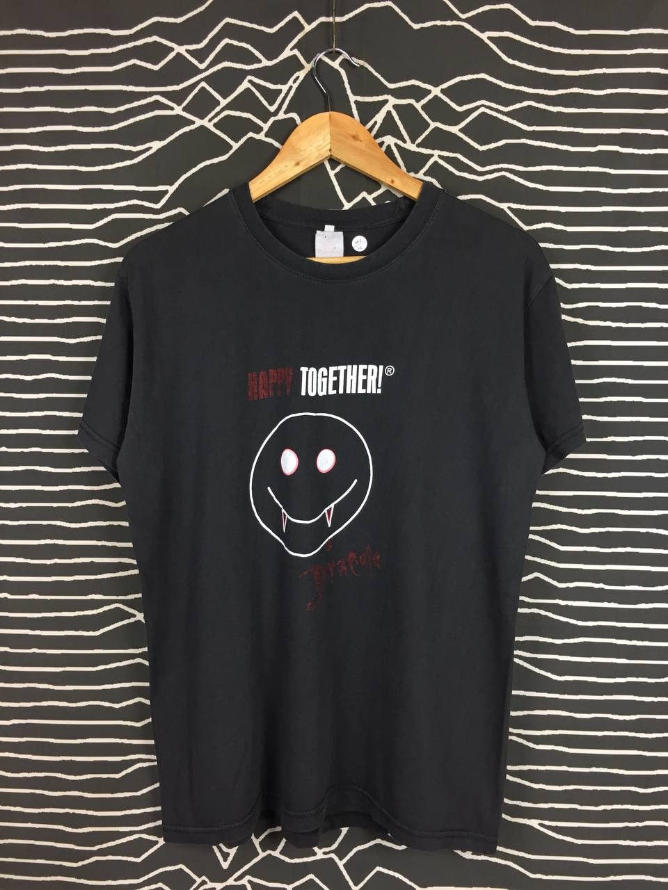 Vintage Vtg Transylvania Dracula Happy Together Tee Size US M / EU 48-50 / 2 - 1 Thumbnail