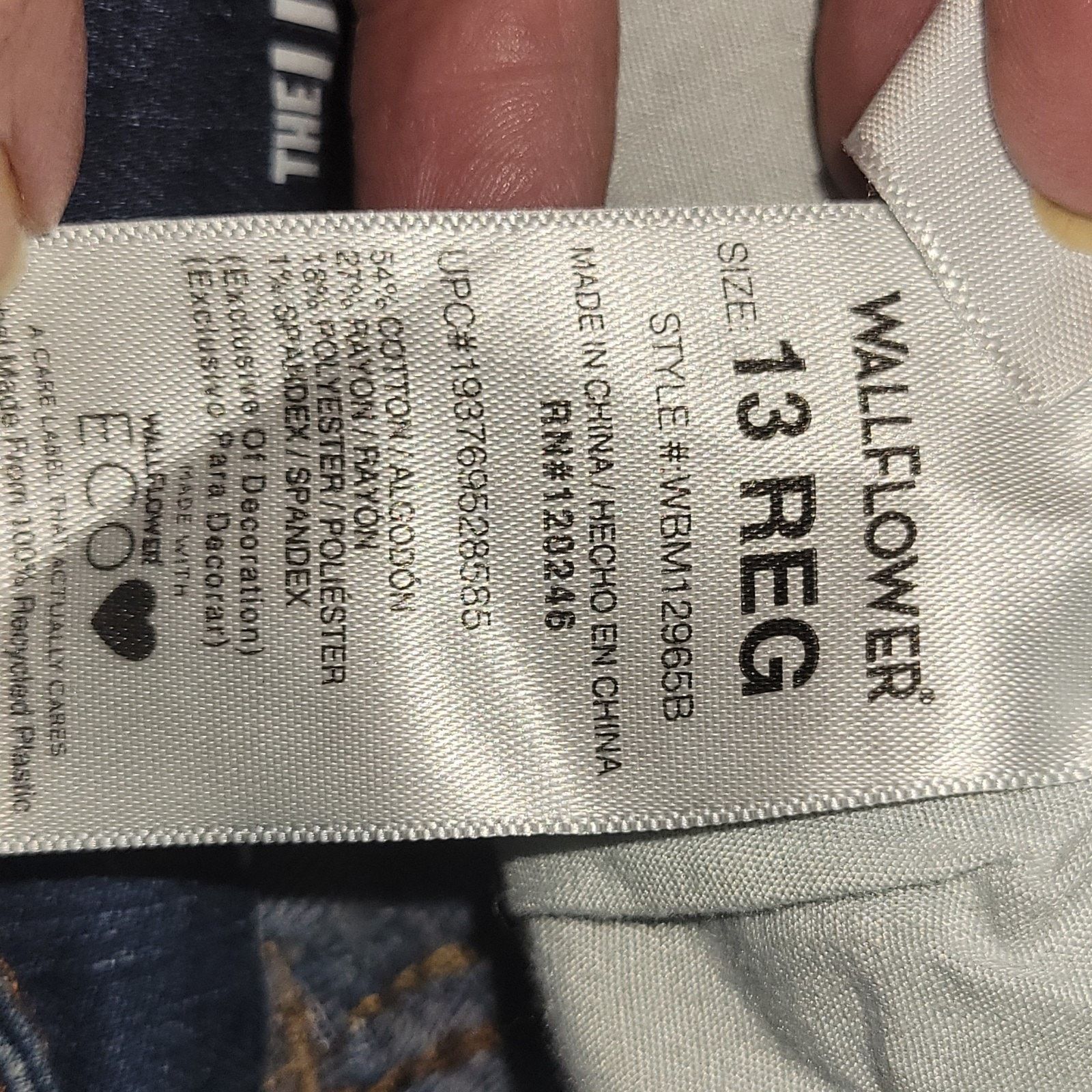 & Other Stories WallFlower Luscious Curvy Fit Bootcut Jeans in Size 9 Size 36" / US 14 / IT 50 - 8 Thumbnail