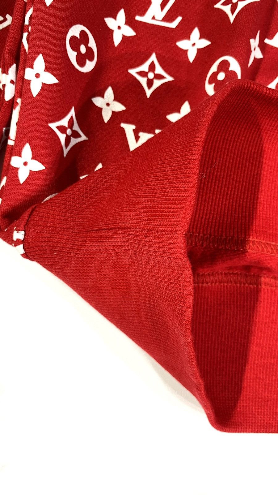 Louis Vuitton × Supreme LOUIS VUITTON X SUPREME M Box Logo Hoodie Sweatshirt Size US M / EU 48-50 / 2 - 9 Thumbnail