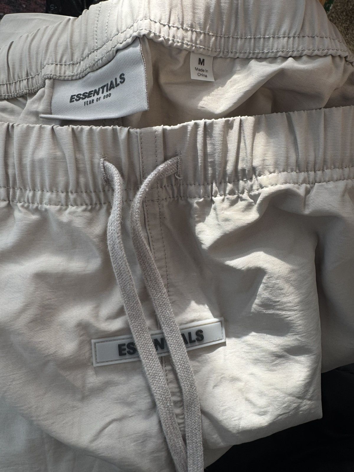 Essentials × Fear of God sand stone fear of god essentials track pant Size US 32 / EU 48 - 3 Thumbnail