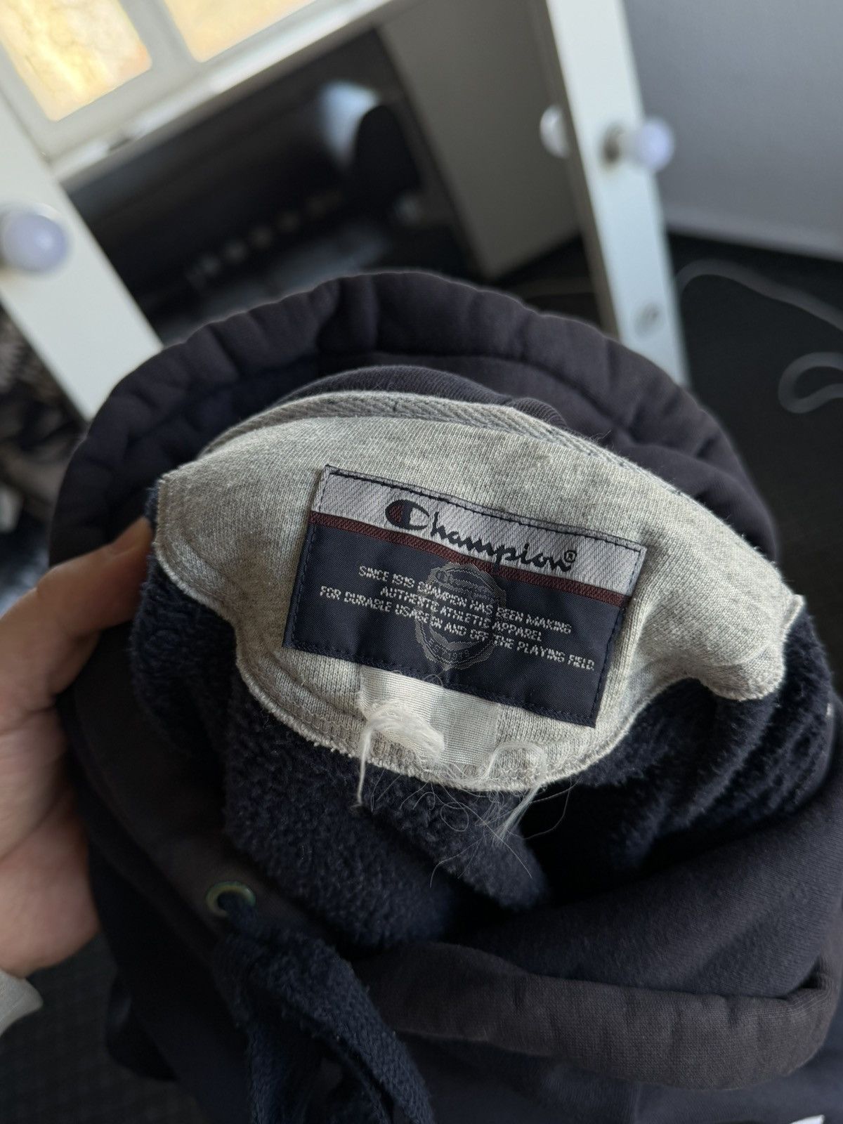 Champion Champion vintage hoodie Size US M / EU 48-50 / 2 - 8 Thumbnail