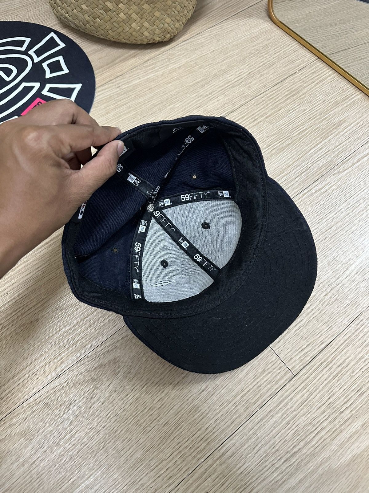 MLB × New York Yankees × Vintage New York Yankees Exclusive For MLB Players On Field Cap Size ONE SIZE - 6 Thumbnail