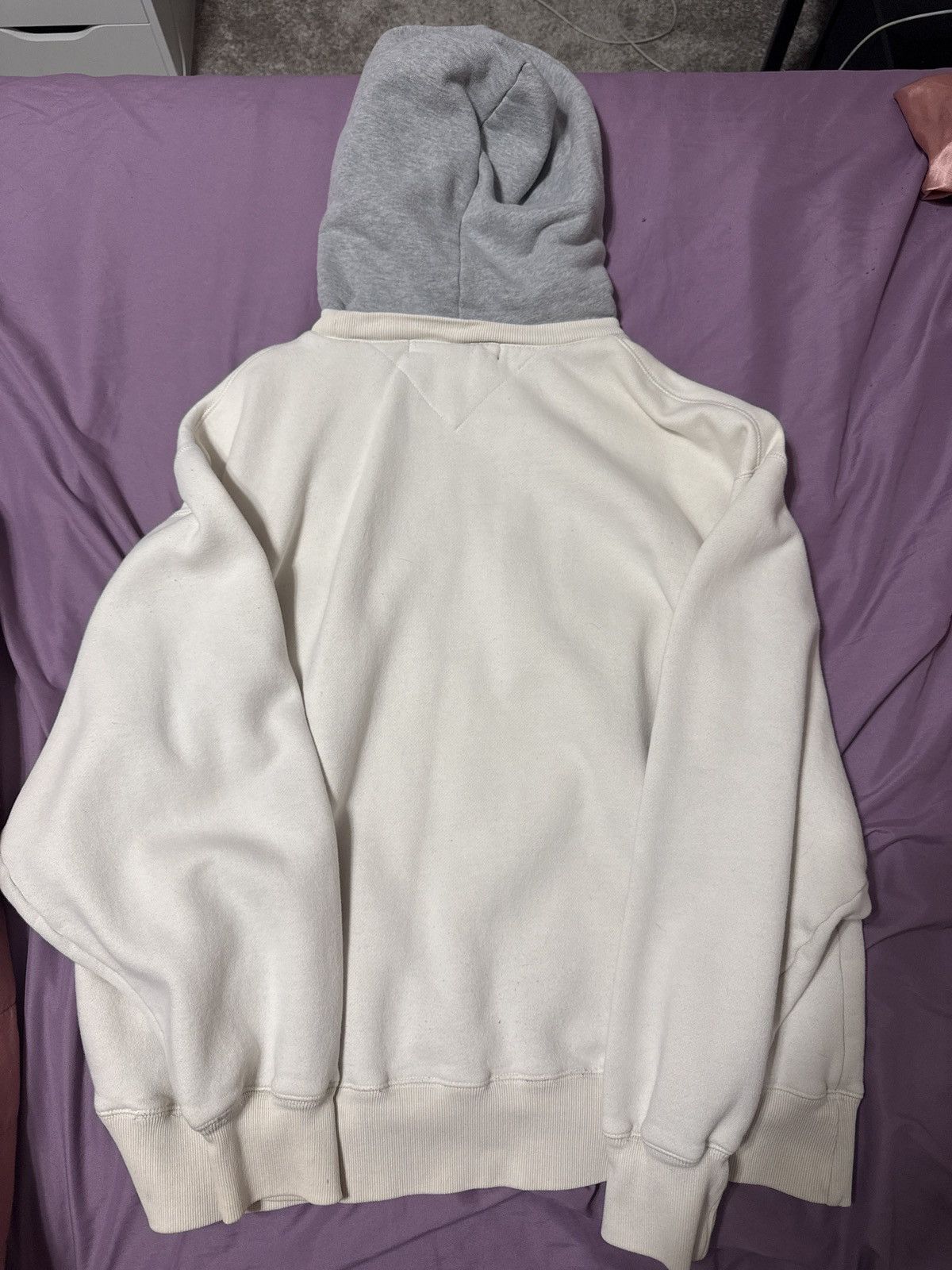 Tommy Hilfiger Tommy Hilfiger Vintage Hoodie Size US M / EU 48-50 / 2 - 2 Thumbnail