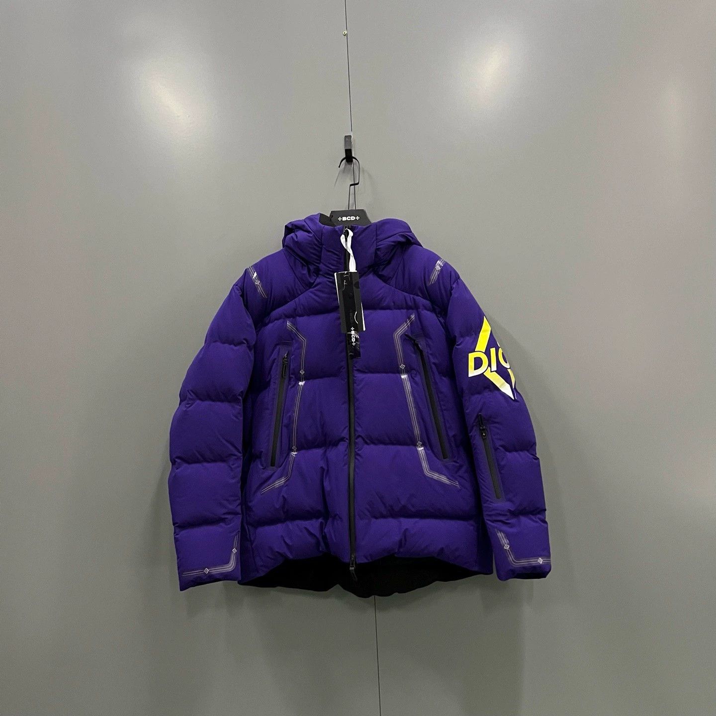 Dior dior purple logo puffer jacket size 54 Size US L / EU 52-54 / 3 - 1 Thumbnail