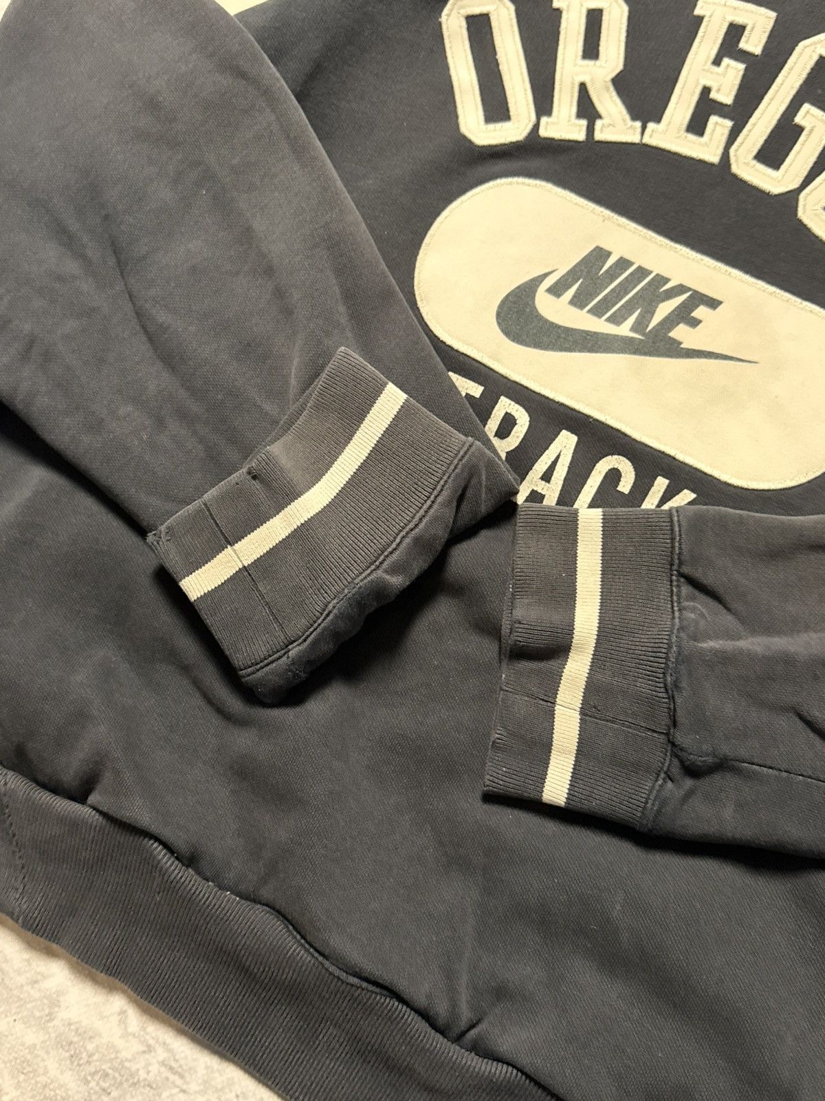 Nike × Vintage 00s Nike Vintage Big Logo Oversize Oregon Hoodie Y2K Size US L / EU 52-54 / 3 - 7 Thumbnail