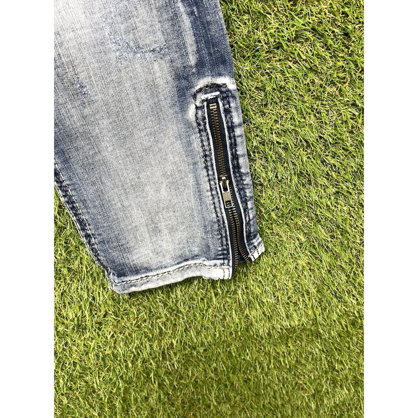 Vintage Rock Revival Jeans Mens 30 Straight Leg 5-Pocket Distressed Grunge Denim Blue Size US 30 / EU 46 - 3 Thumbnail