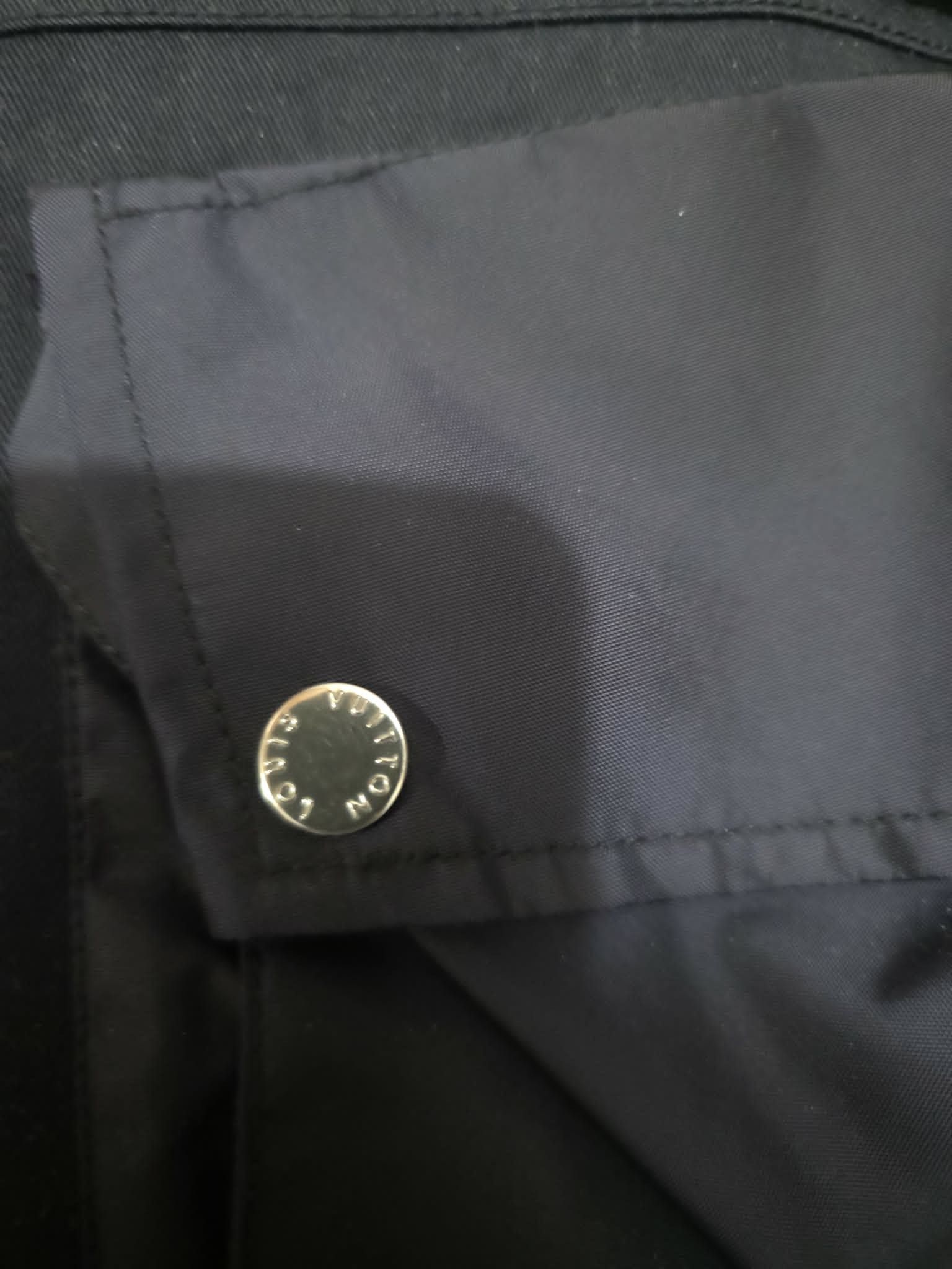 Louis Vuitton Louis Vuitton Kim Jones Era Utility acket 54 BUTTON MISSING Size US L / EU 52-54 / 3 - 3 Thumbnail
