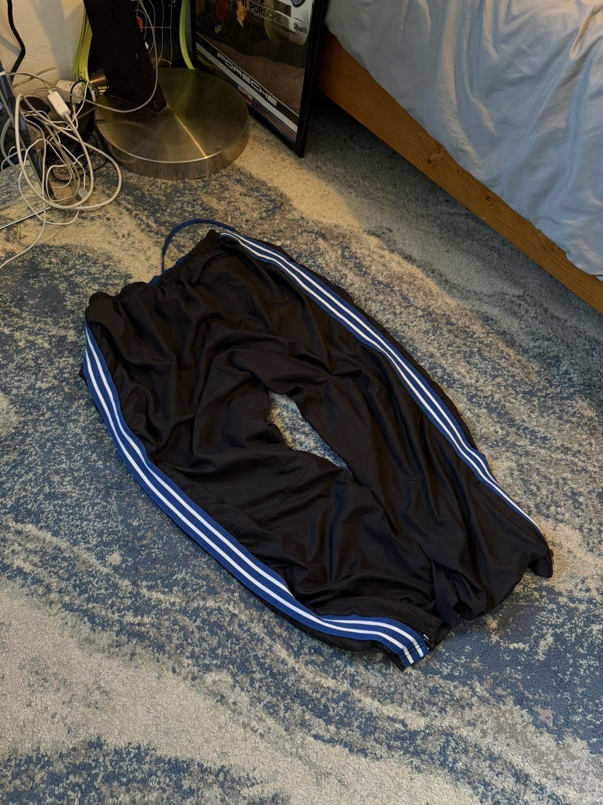 Adidas Adidas sweatpants Size US 32 / EU 48 - 4 Thumbnail