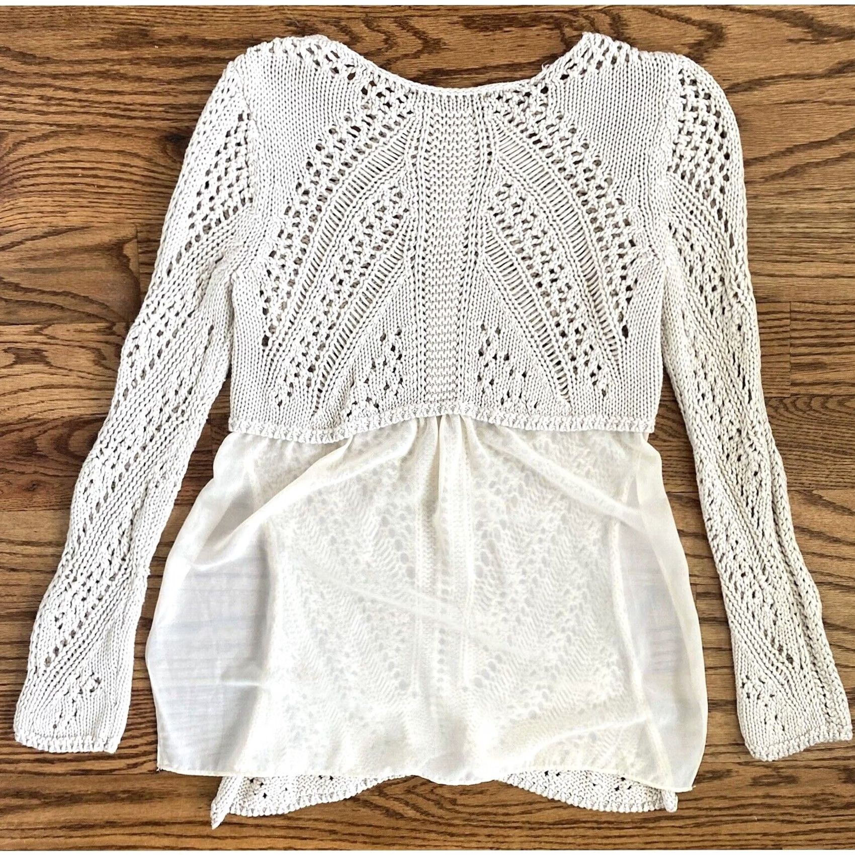 Akira VINTAGE Akira Black Label Sweater Beige Crochet Open Knit Back Sz S Size S / US 4 / IT 40 - 7 Thumbnail