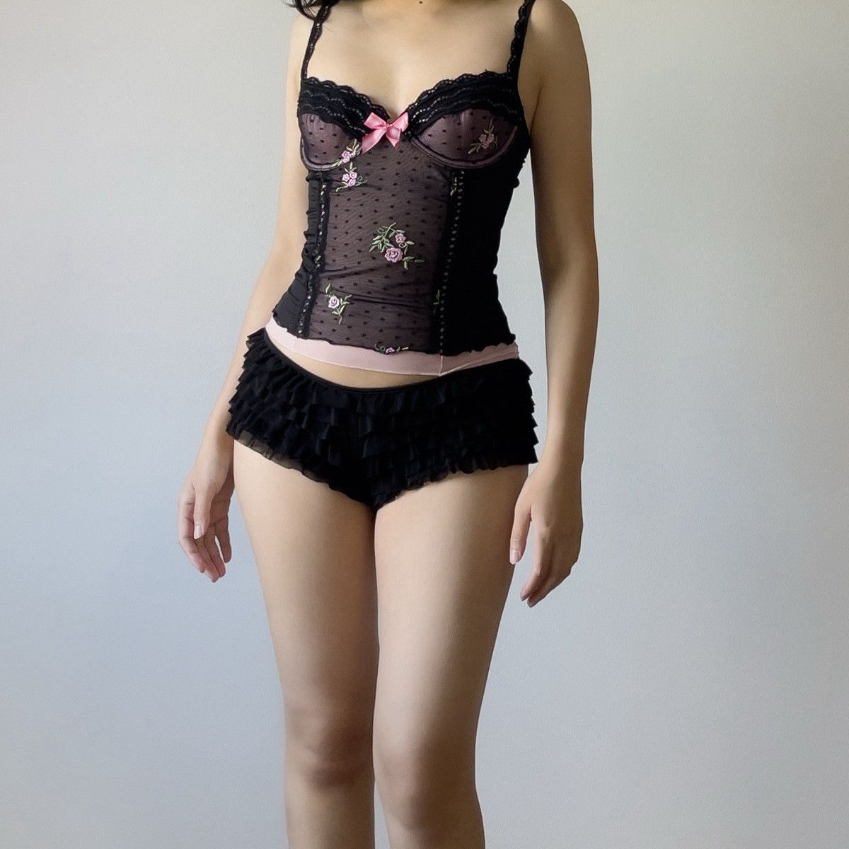 Victoria's Secret Victoria’s Secret Black Mesh Embroidered Bustier (34B/32C) Size S / US 4 / IT 40 - 6 Thumbnail