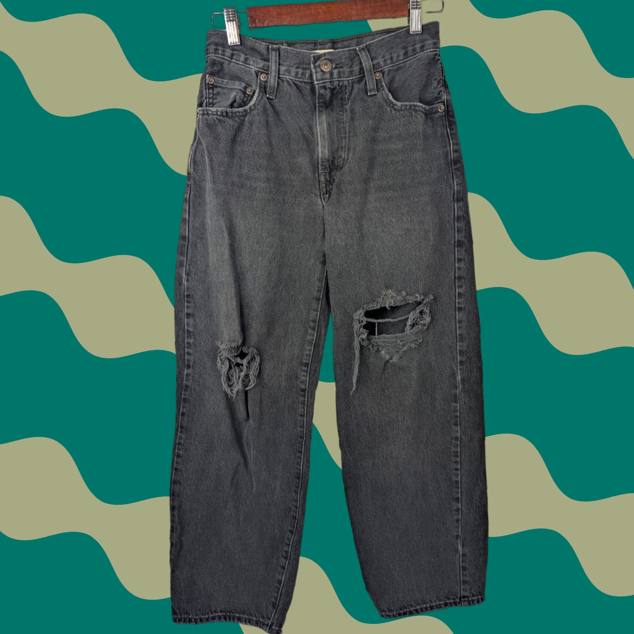 Levi's VINTAGE Levi's Jeans Relaxed Baggy Dad 25 Black Denim Distressed 90s Grunge Womens Jeans Levi's Baggy Dad Style Distressed Rip Mid Rise Cotton Denim Size 42" / US 20 - 1 Thumbnail