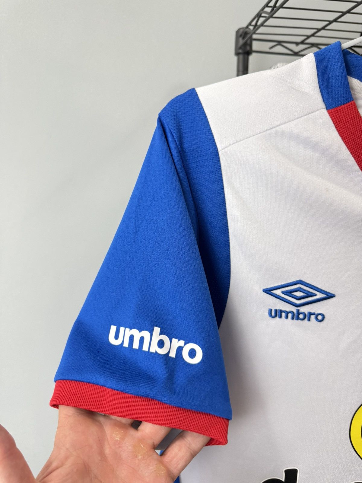 Umbro Umbro Blackburn Rovers Soccer Jersey T Shirt Size US S / EU 44-46 / 1 - 6 Thumbnail