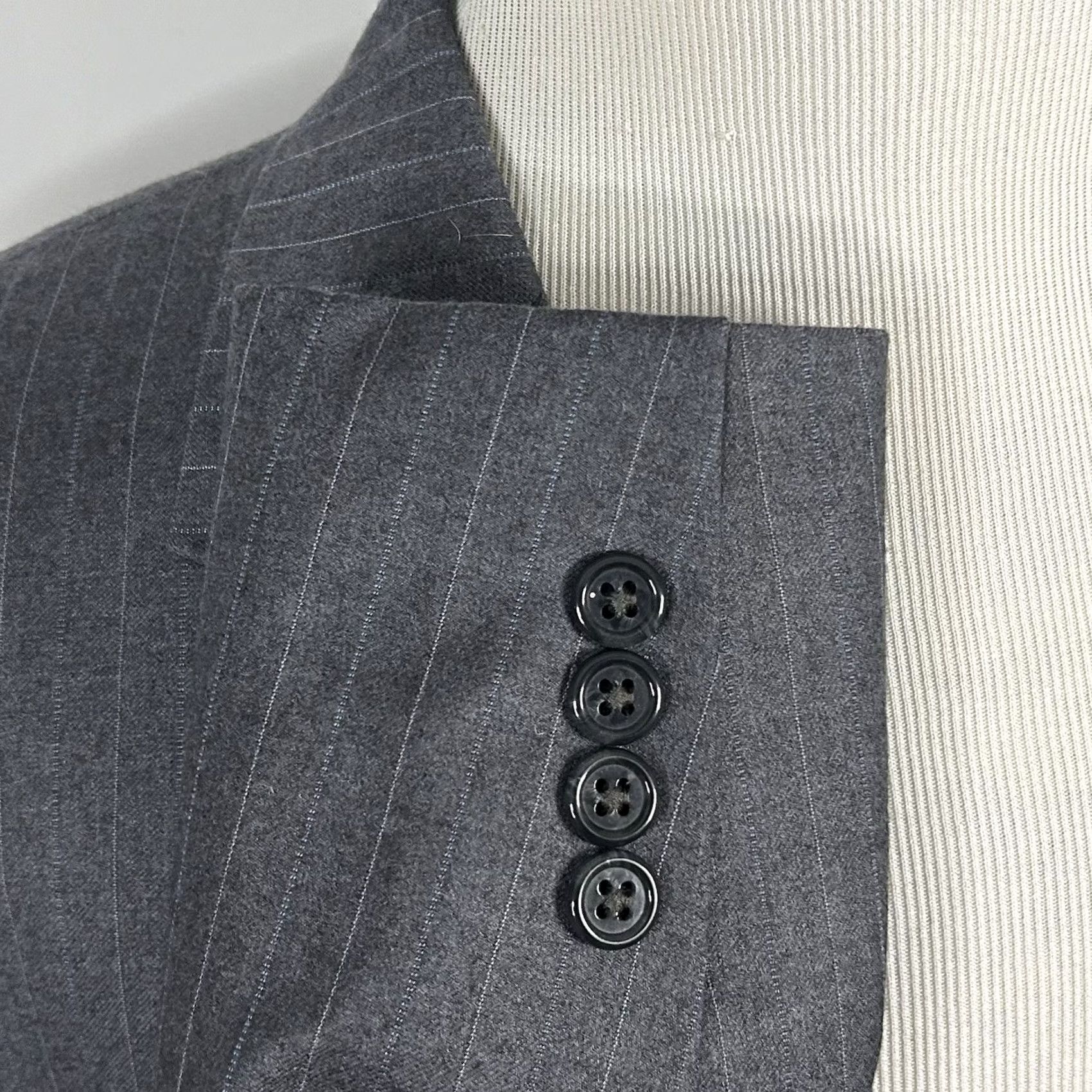 Jos. A. Bank Jos A Bank 52R Suit Gray Striped Wool 2 Piece Flat Front Notch Lapel 2-Button Vented Regular Mens Size 52R - 5 Thumbnail