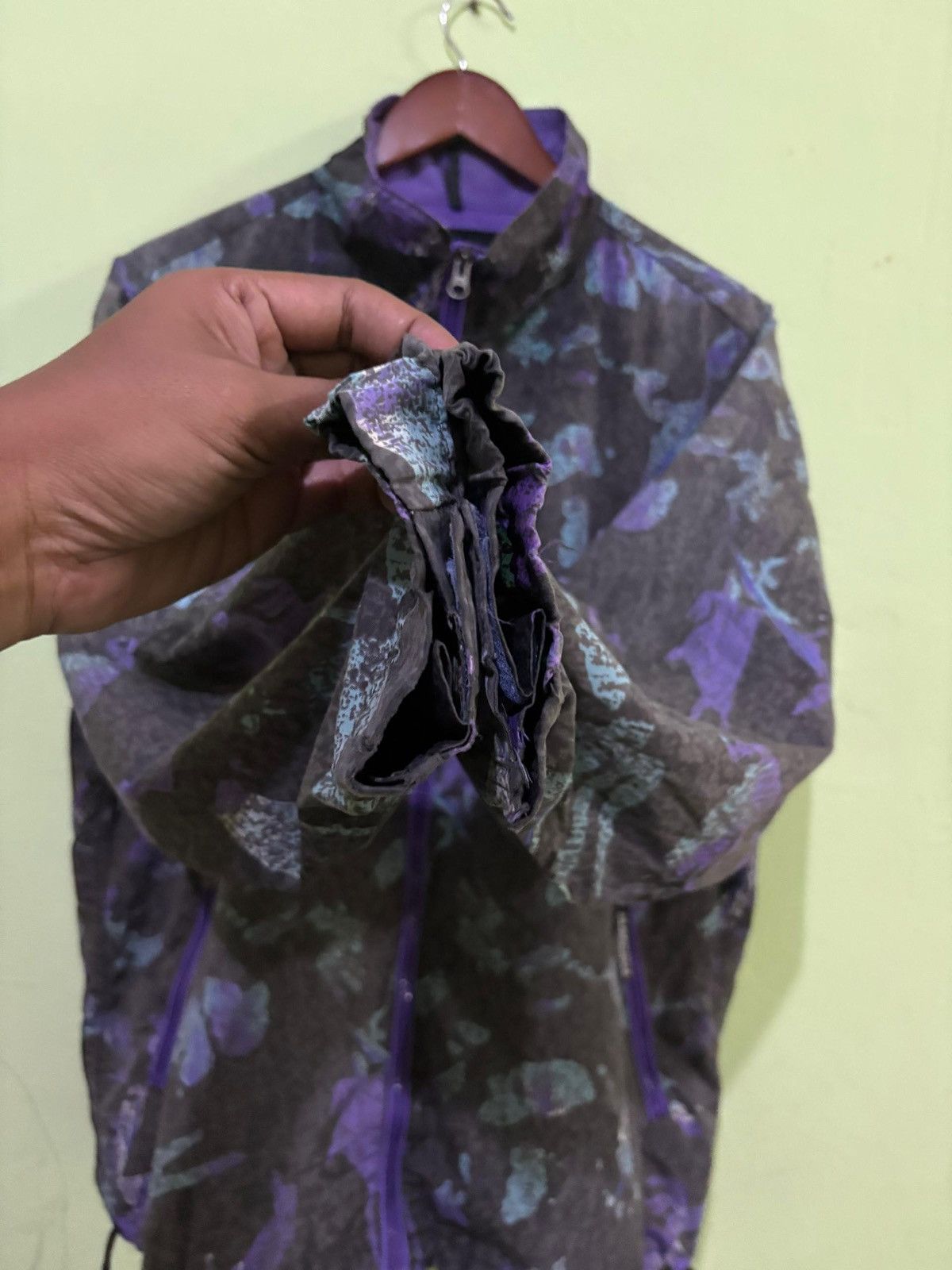The North Face × Vintage VTG The North Face Light Jacket Abstract Art Design Size US M / EU 48-50 / 2 - 6 Thumbnail