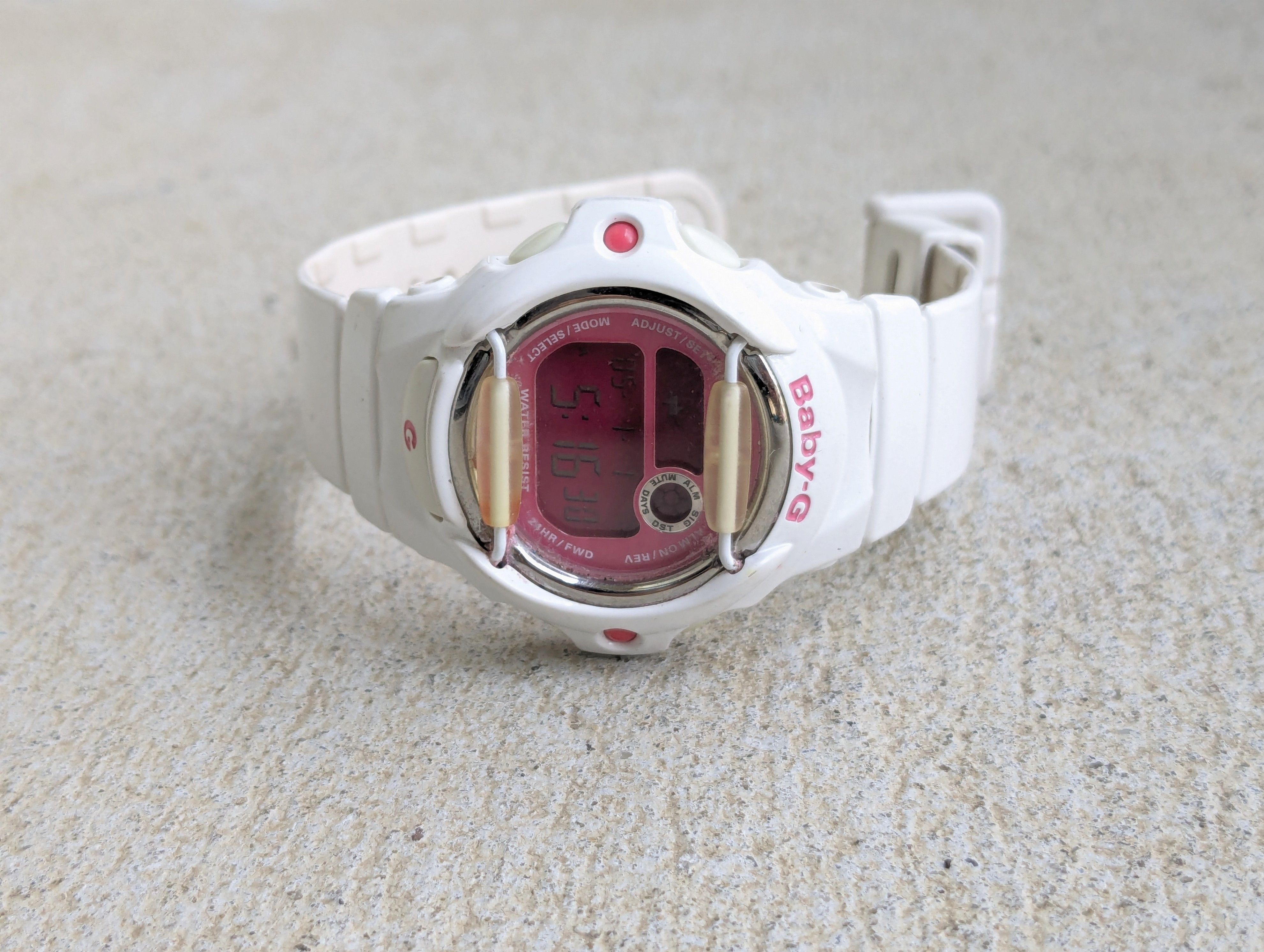 White Baby G Reloj Casio Baby G Shock BG169R White Pink Watch
