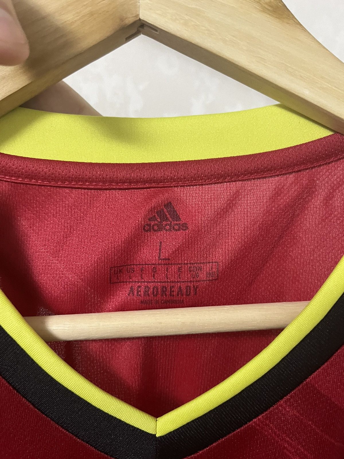 Vintage Adidas Belgium Vintage 18/19 Home Jersey Size US L / EU 52-54 / 3 - 3 Thumbnail