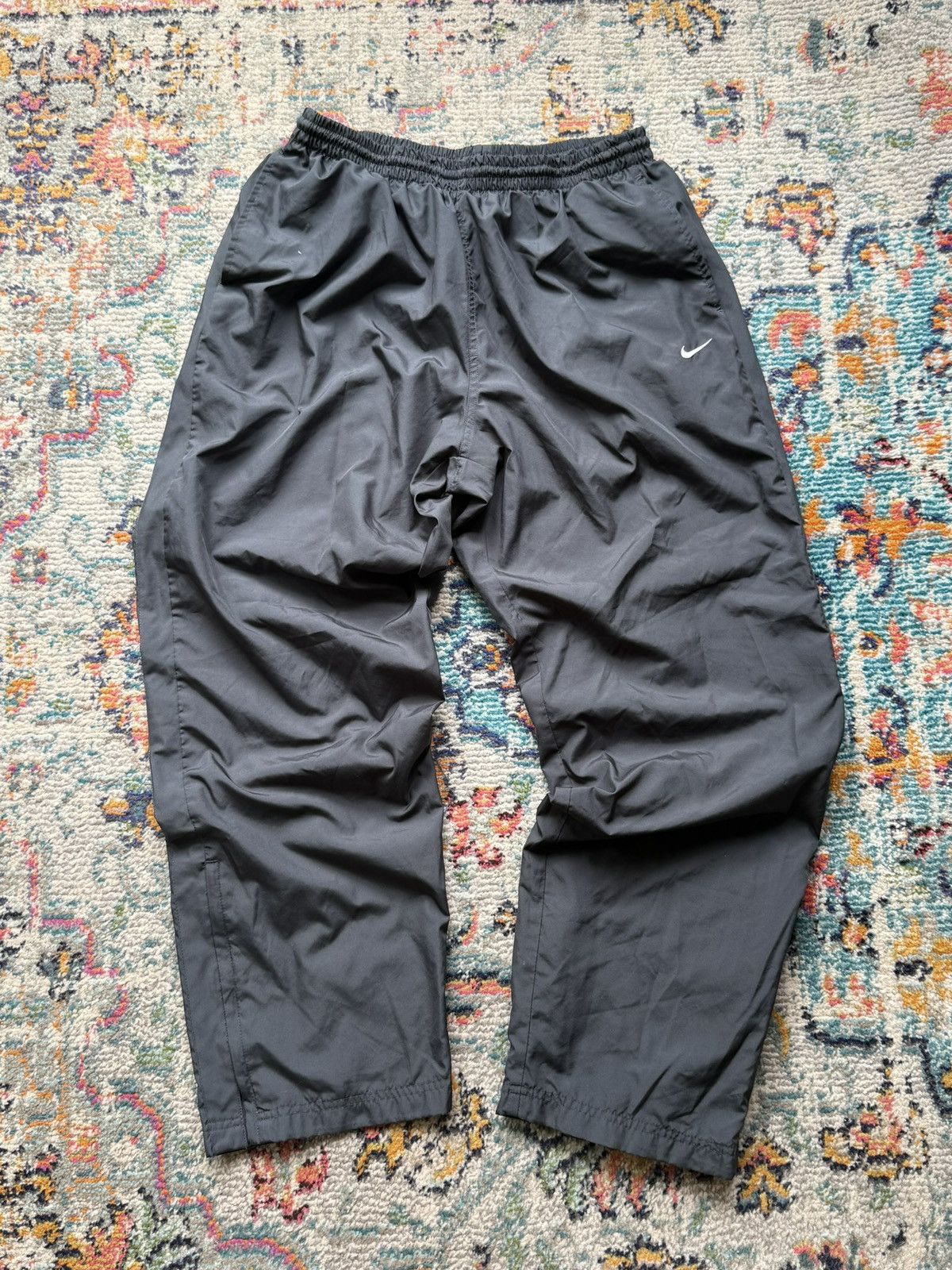 Nike Vintage Nike Nylon Pants Size US 34 / EU 50 - 1 Thumbnail