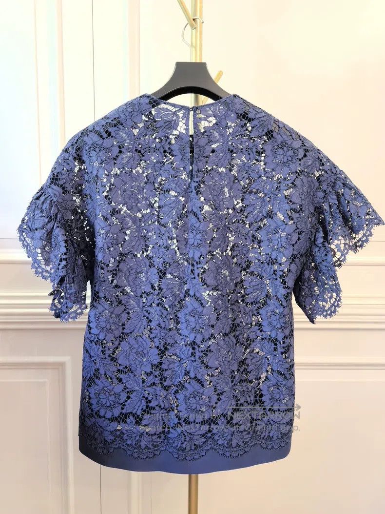 Valentino Valentino Hollow top Size M / US 6-8 / IT 42-44 - 2 Thumbnail