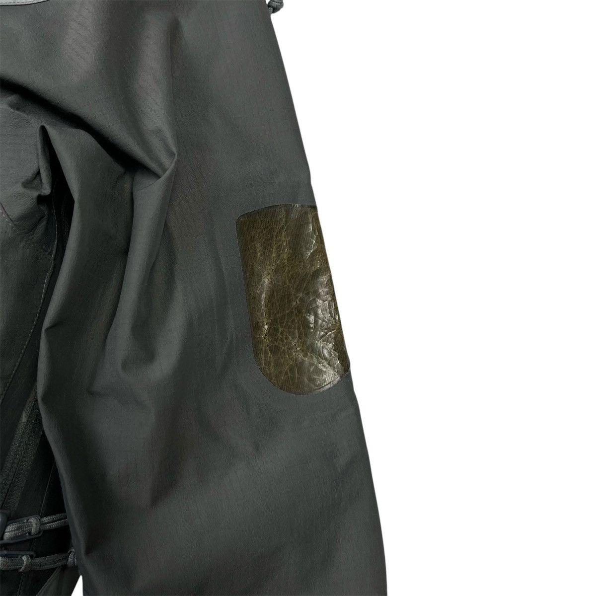 Arc'teryx × Vintage Vintage 2003 Arc teryx Sidewinder Gore Tex XCR Jacket White Size M / US 6-8 / IT 42-44 - 5 Thumbnail