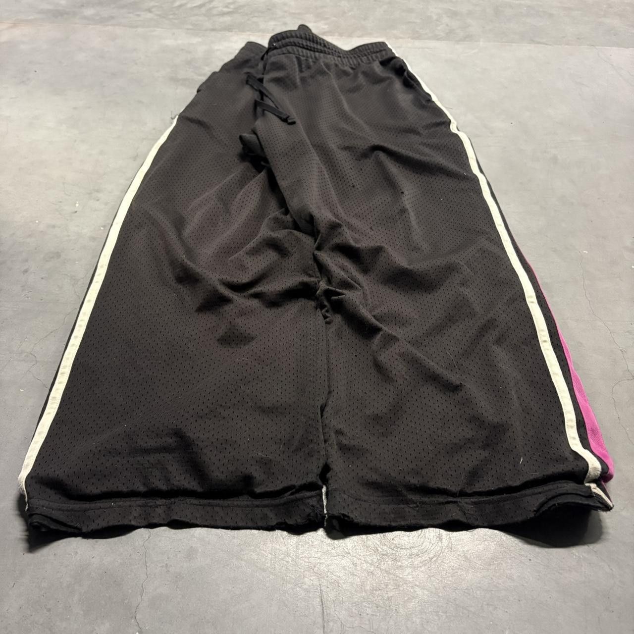 Japanese Brand × Vintage Crazy Vintage Y2K/2000s Baggy Black And Pink Striped Sweatpants! Size US 36 / EU 52 - 2 Thumbnail