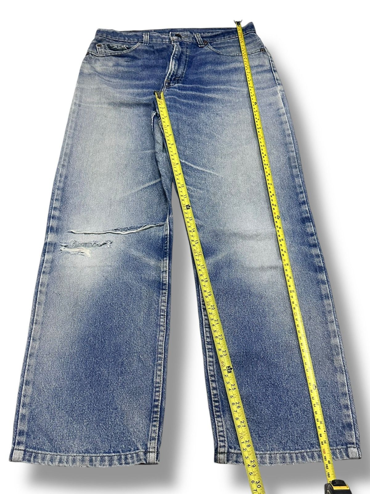 Levi's Vintage Levi's Distressed Baggy Loose Fit With Faded Wash Size US 31 - 13 Thumbnail