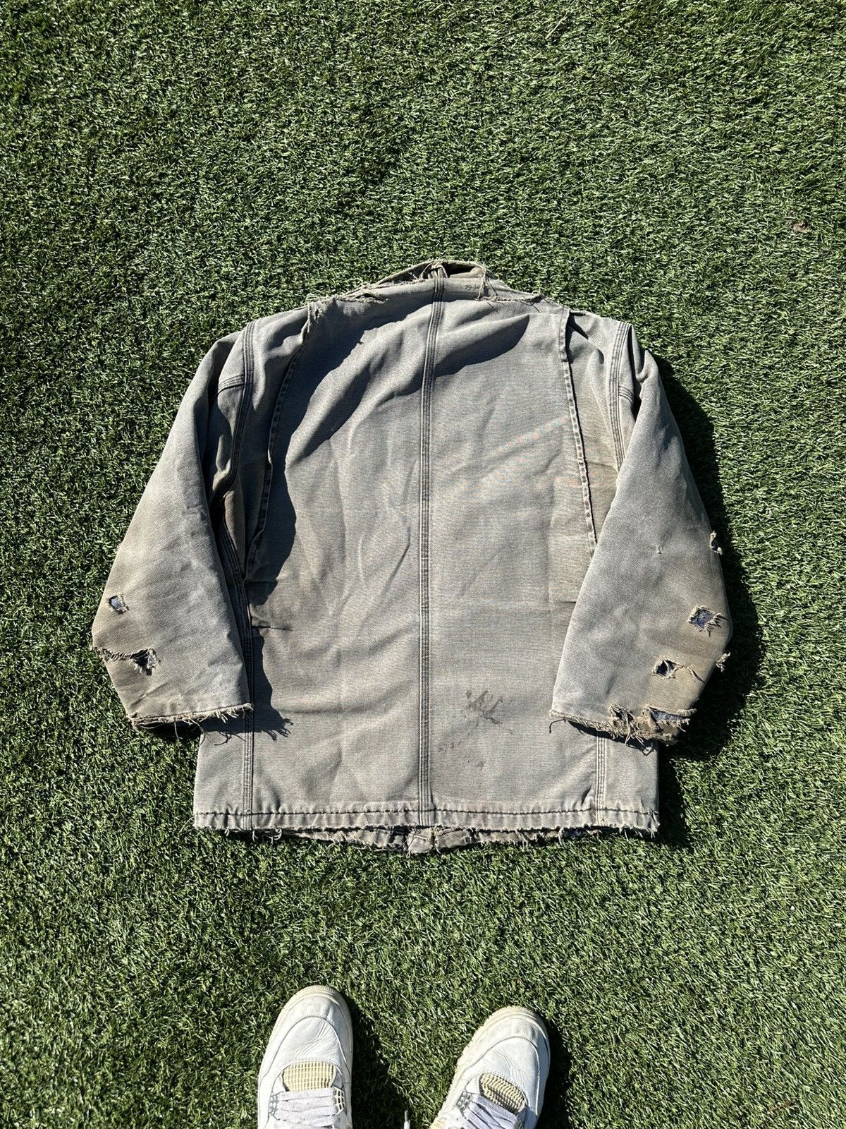 Carhartt Thrashed 90s Carhartt barn coat insane fade Size US L / EU 52-54 / 3 - 9 Thumbnail