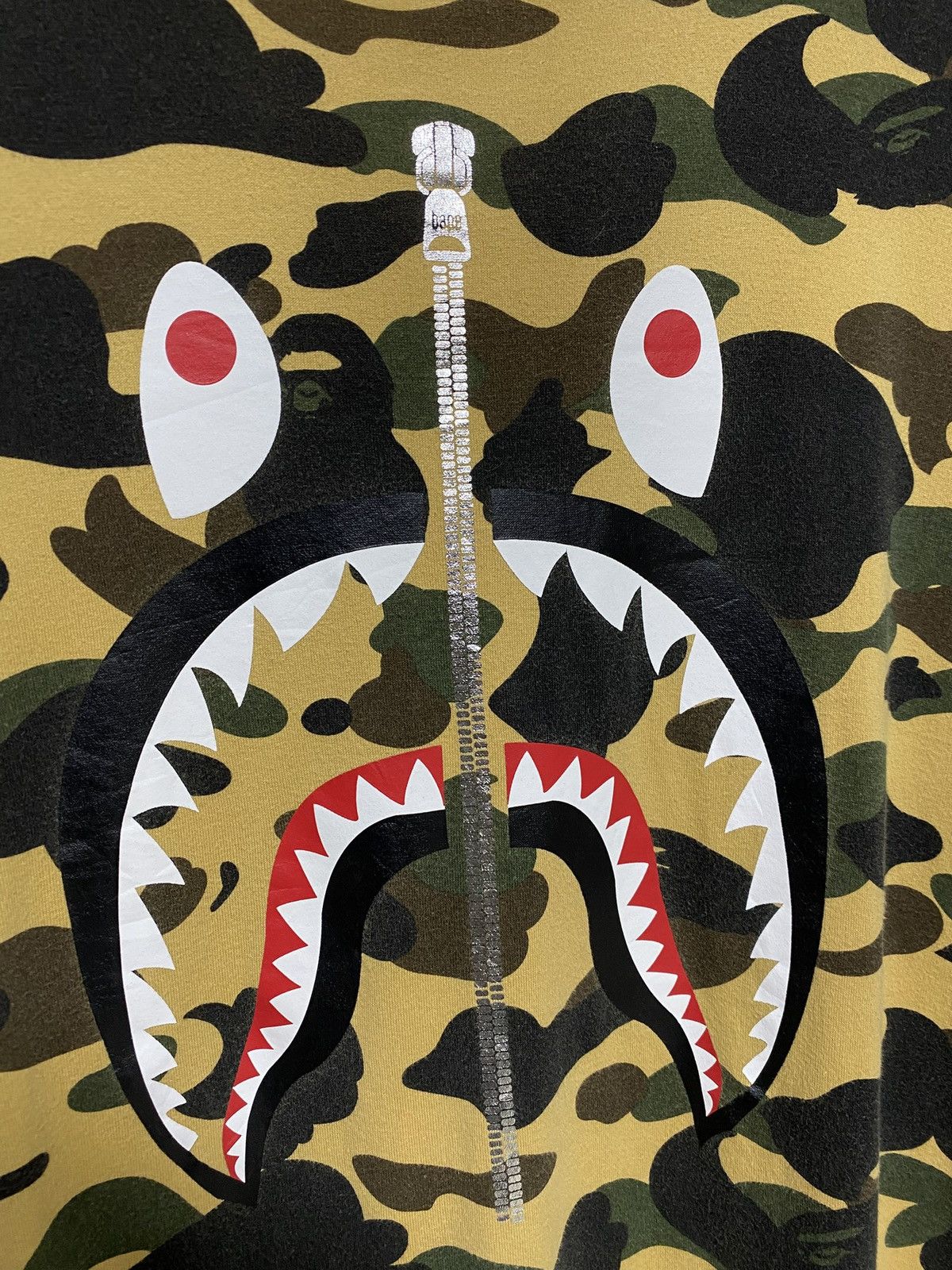 Bape A Bathing Ape Yellow a camo Bape Shark Tee Shirt Medium Size US M / EU 48-50 / 2 - 2 Thumbnail